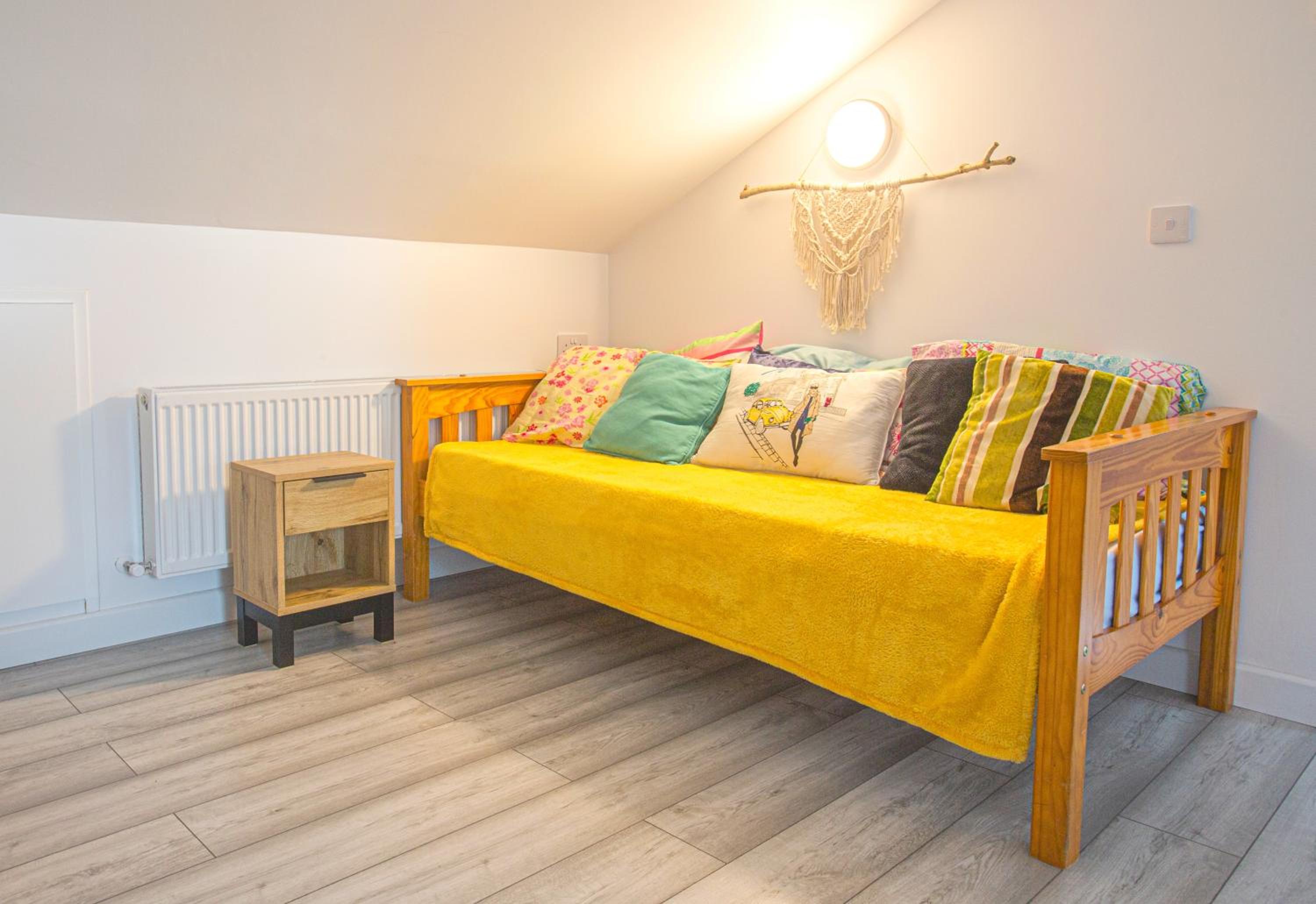 Mirella Guest House