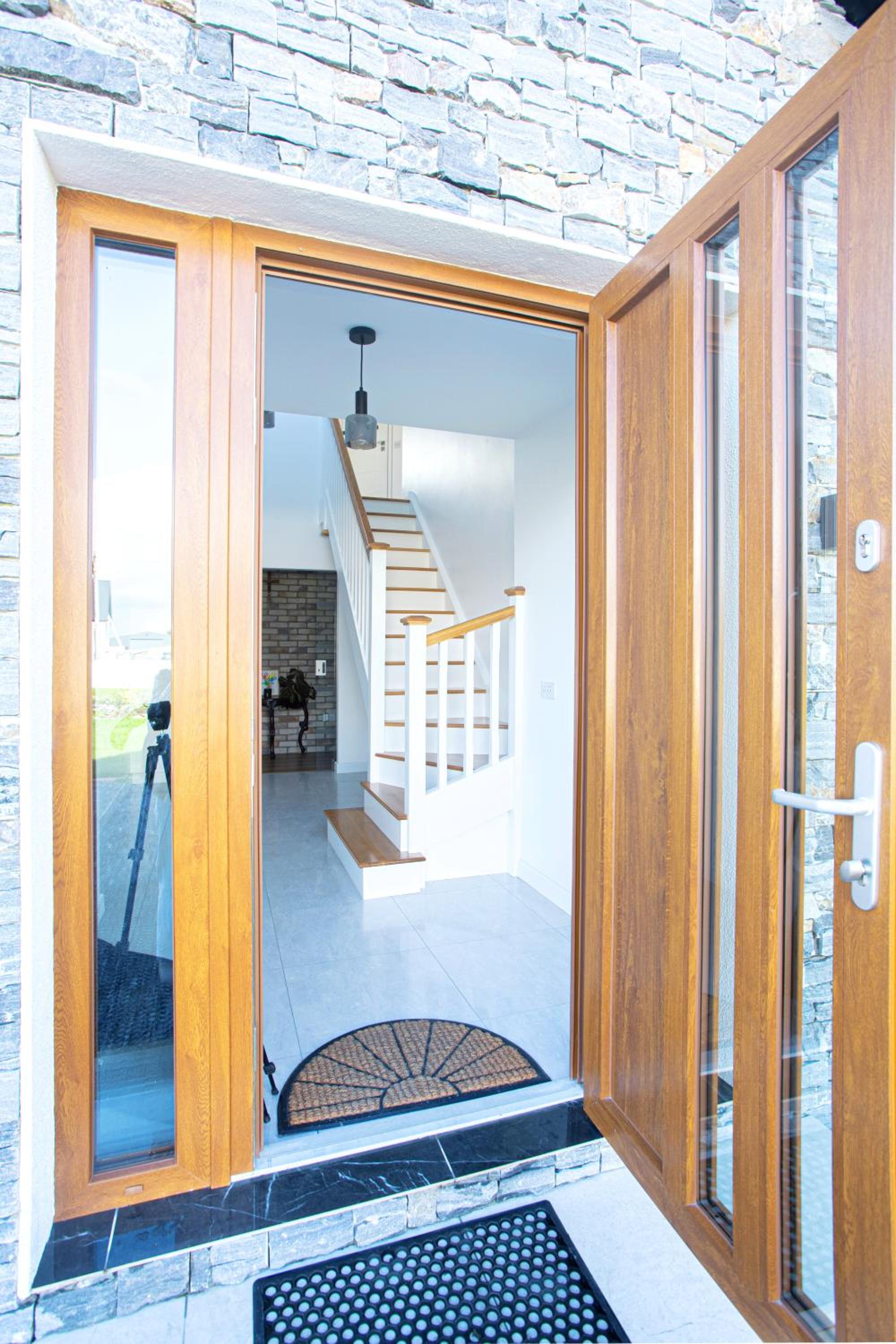Mirella Guest House