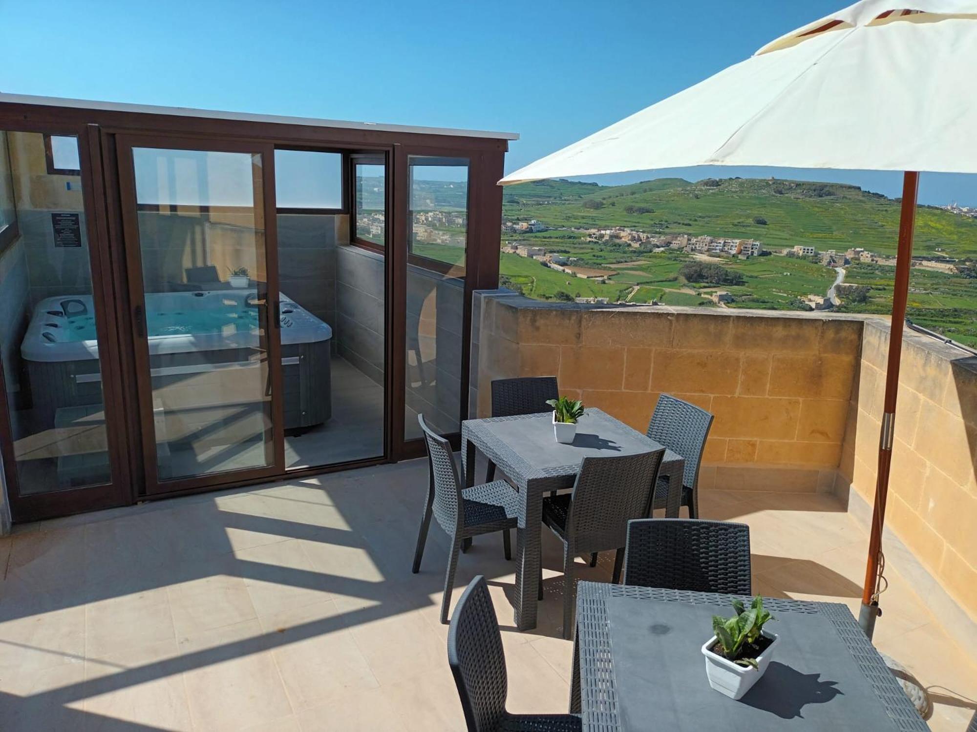 Ta Wigi Farmhouse view 4