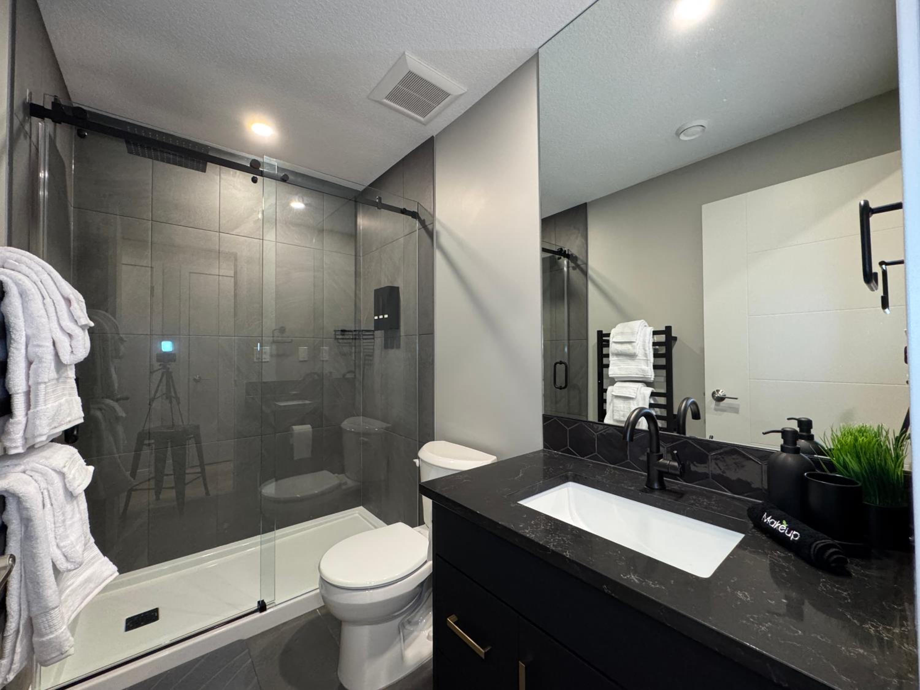 Modern Pet Friendly Walk-Out Suite and Den