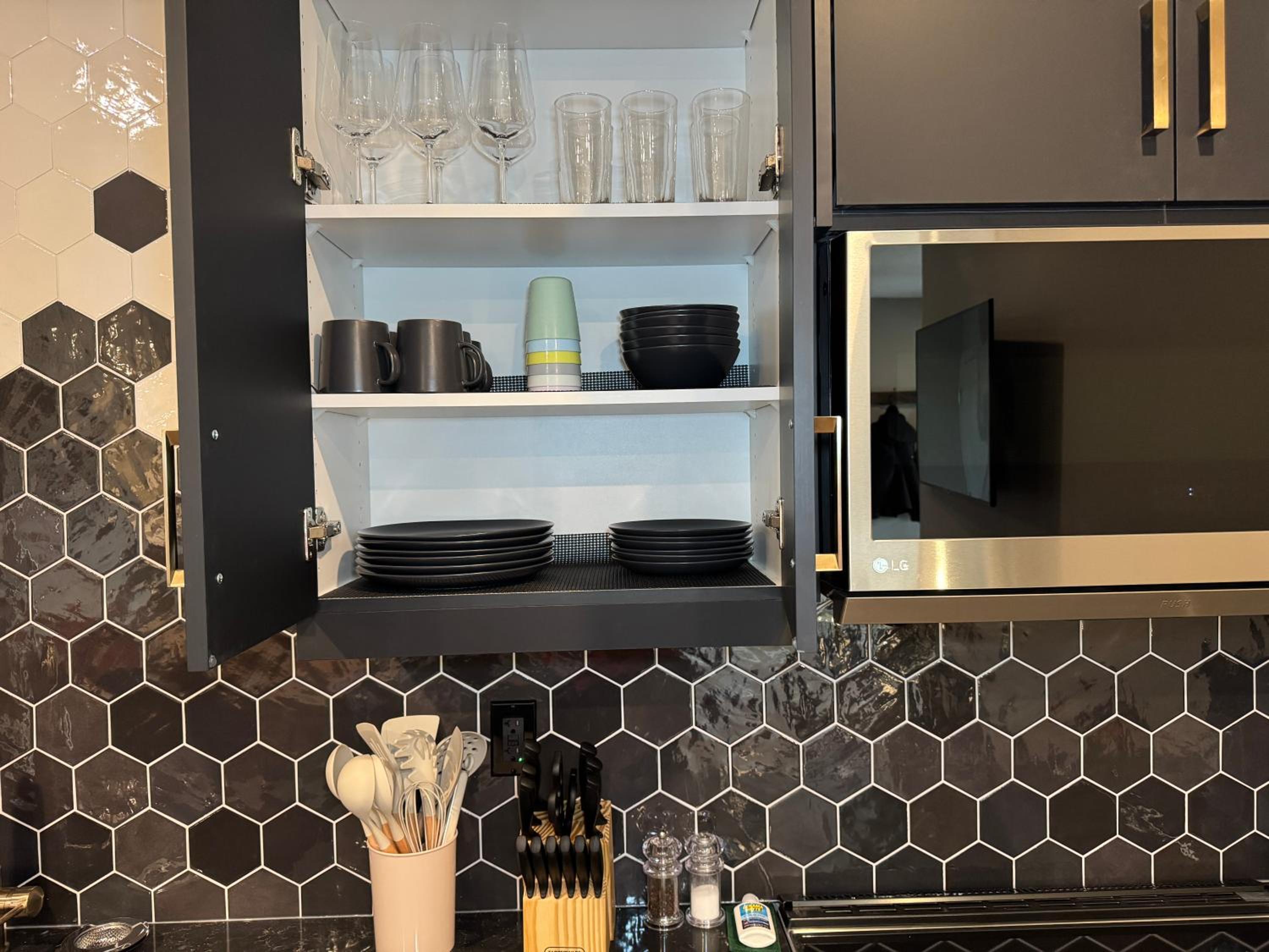 Modern Pet Friendly Walk-Out Suite and Den