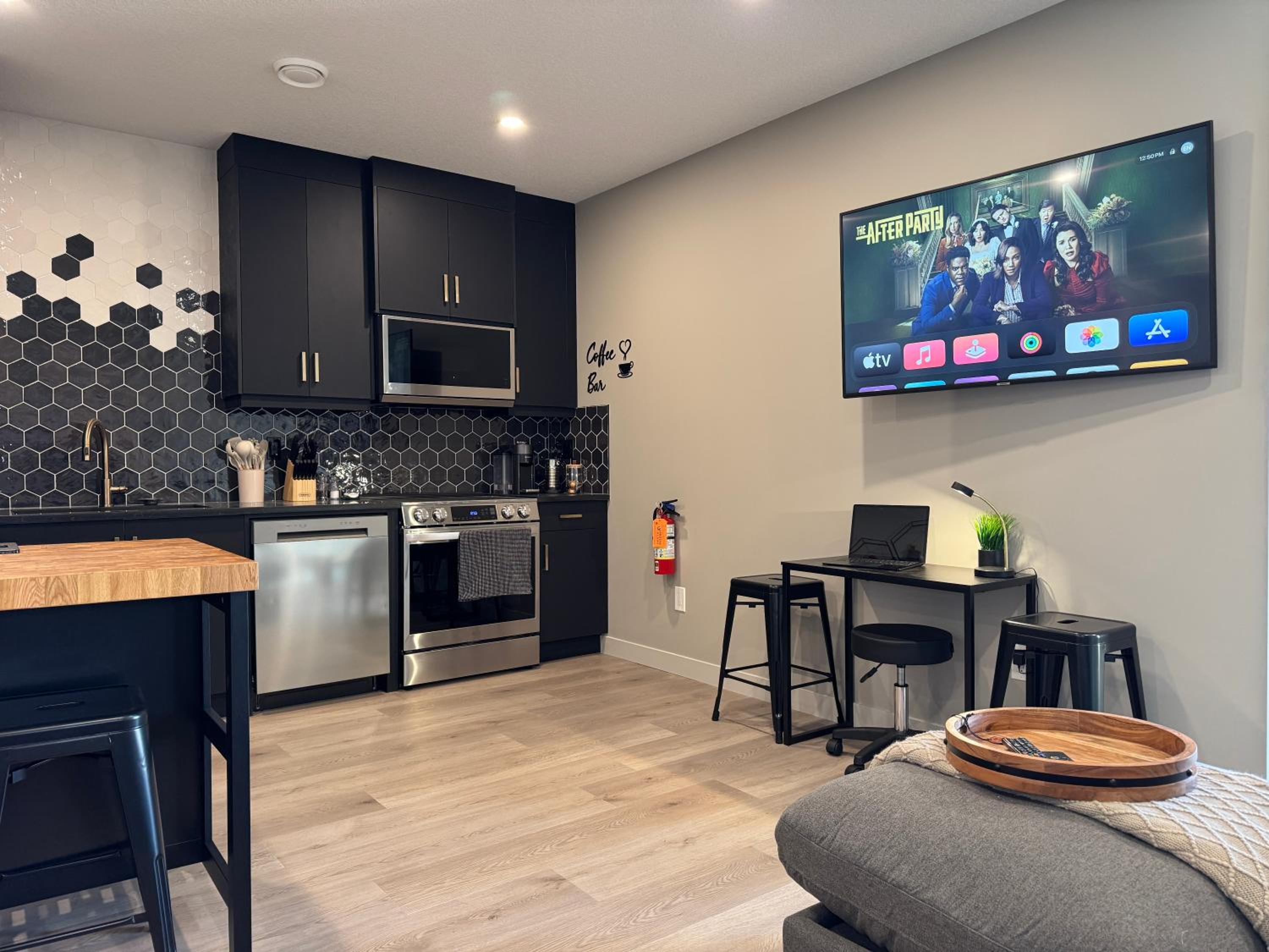 Modern Pet Friendly Walk-Out Suite and Den