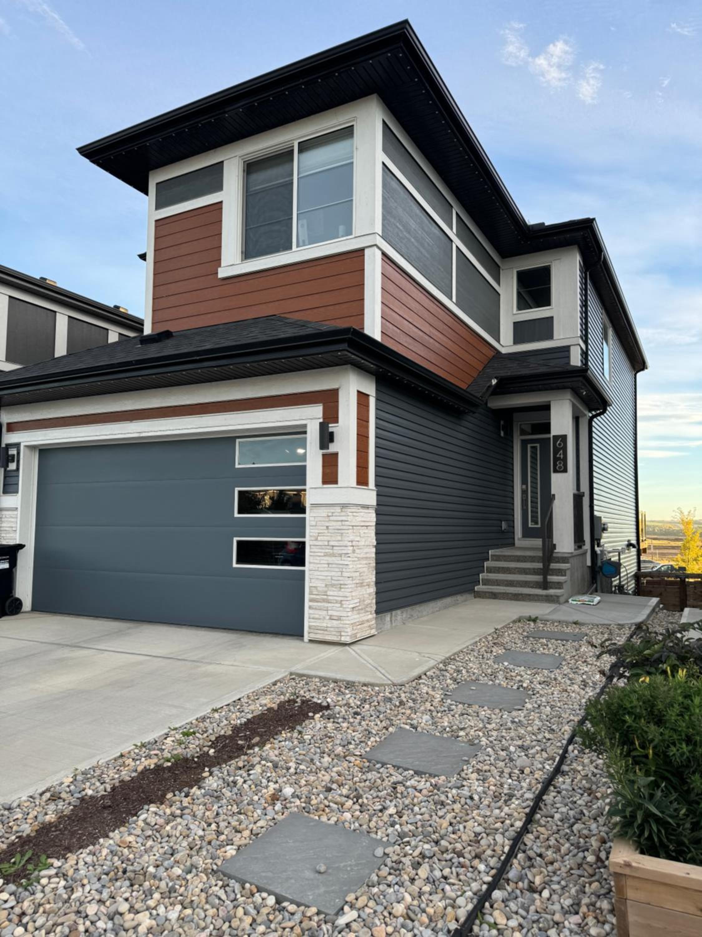 Modern Pet Friendly Walk-Out Suite and Den