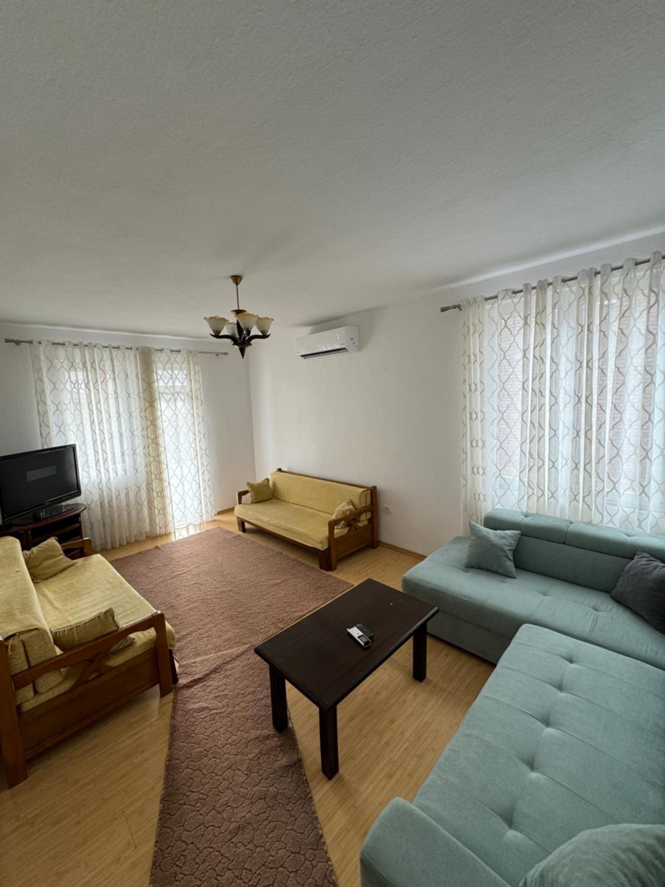 Spacious and Lake Therapy Apartment photo 4