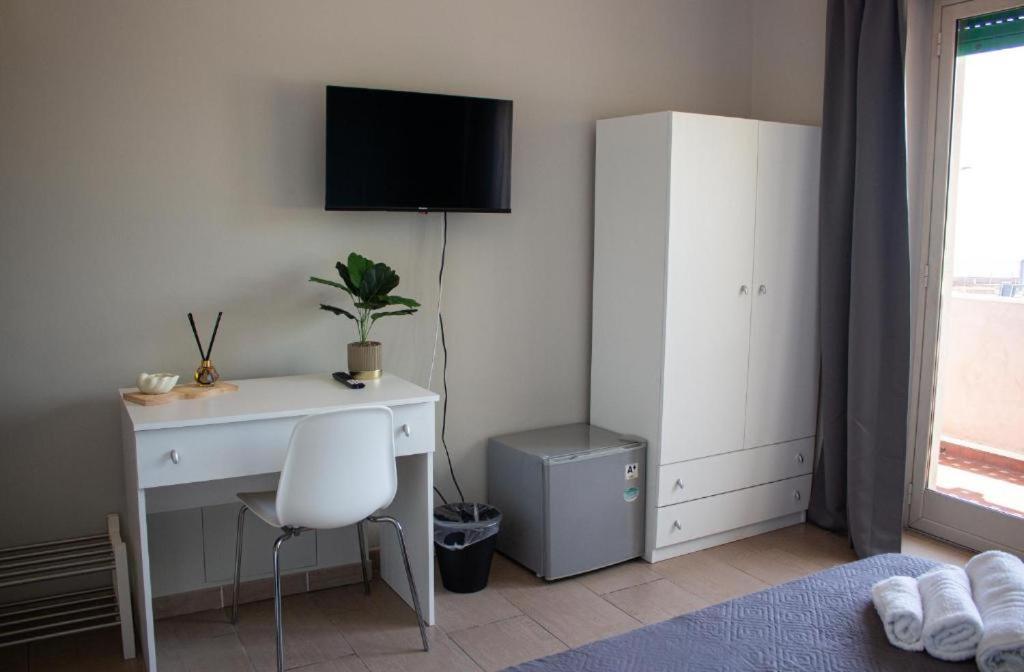 hotel room