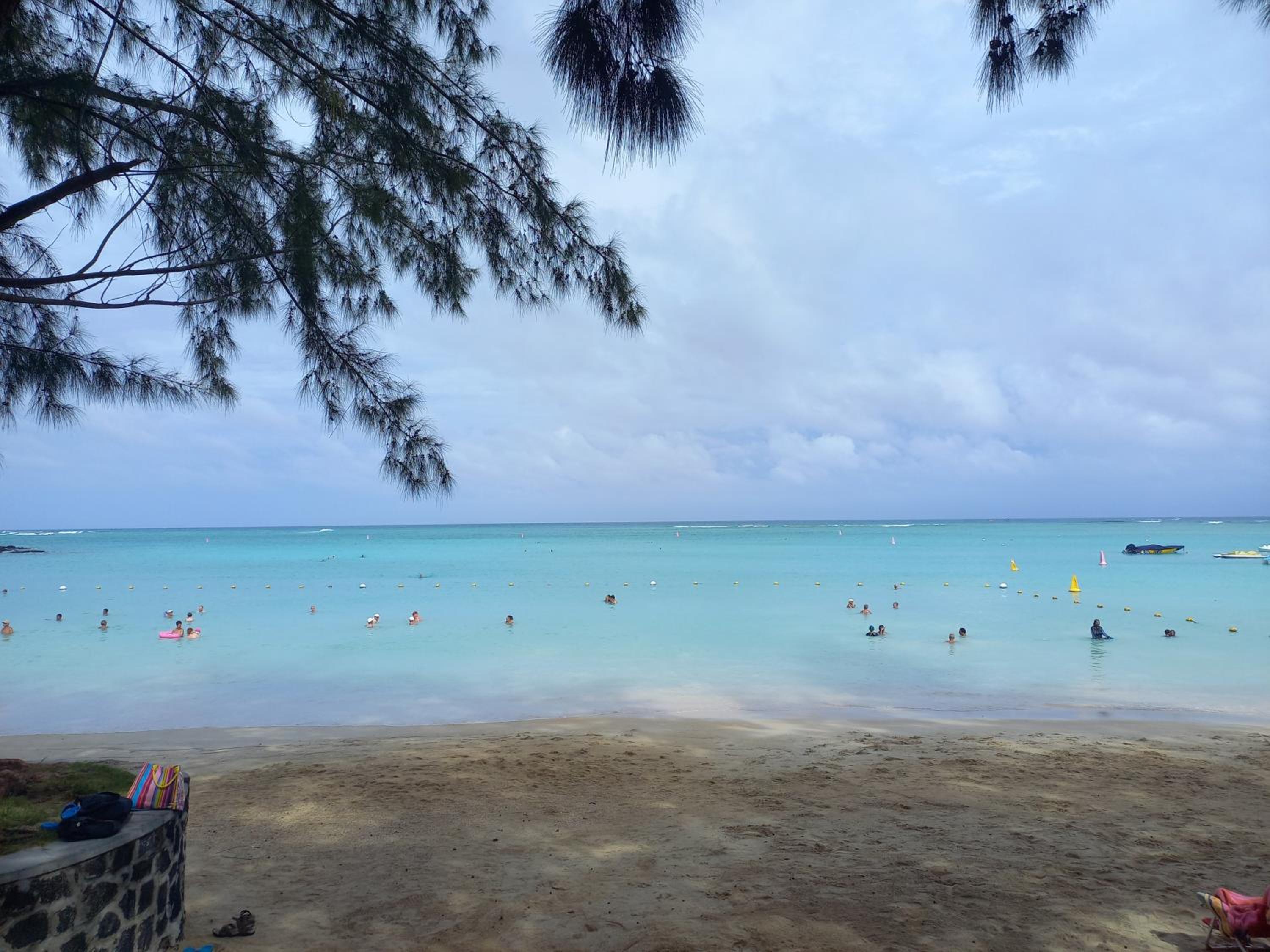 Tropical Holidays MU