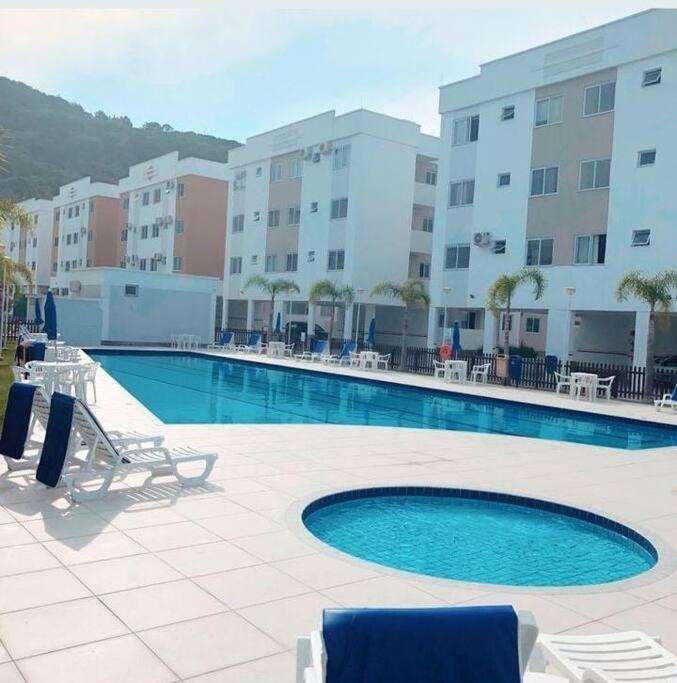 Apartamento 2 quartos Praia Canasvieiras