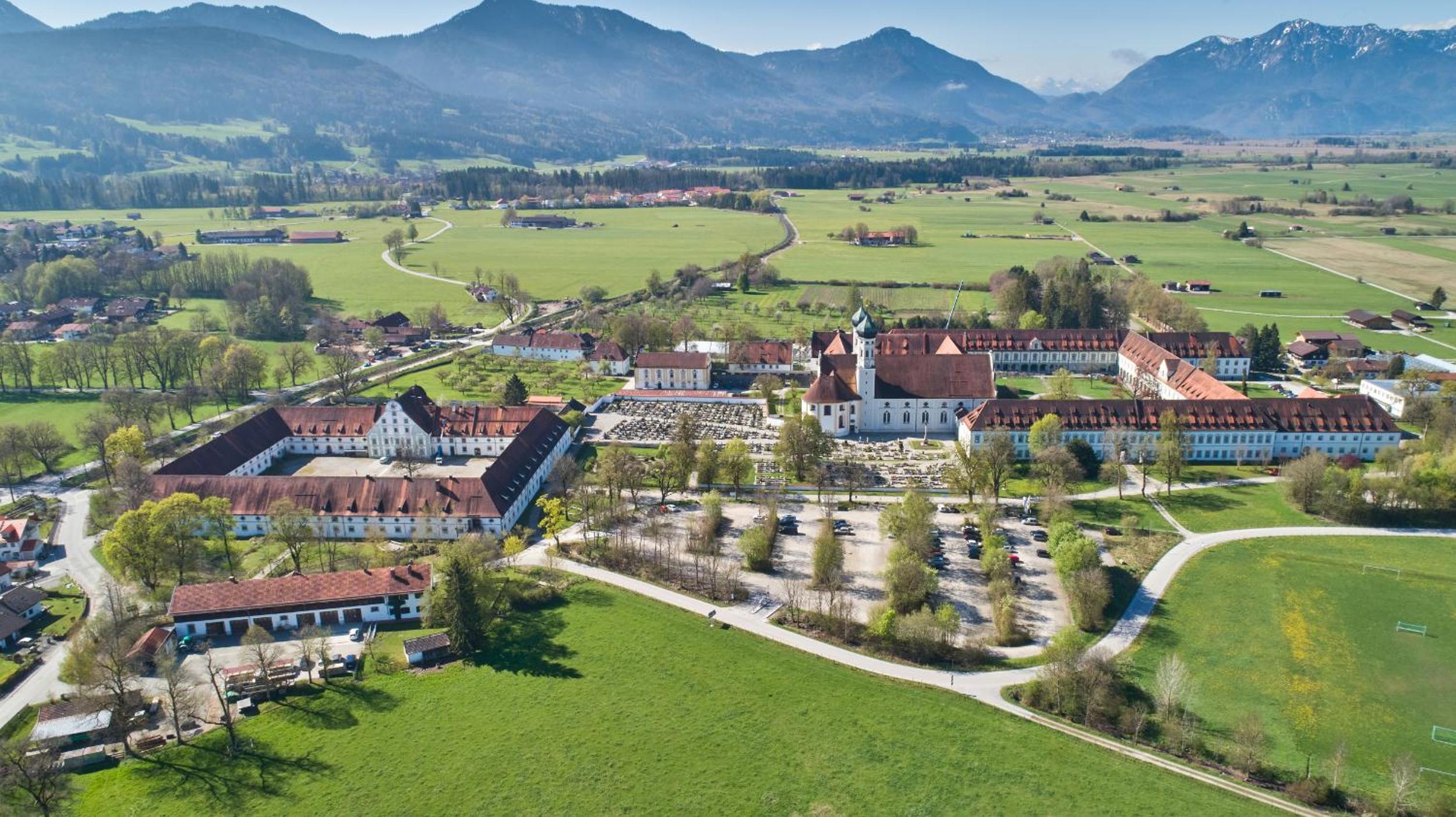 Gäste- und Tagungszentrum im Don Bosco Kloster Benediktbeuern