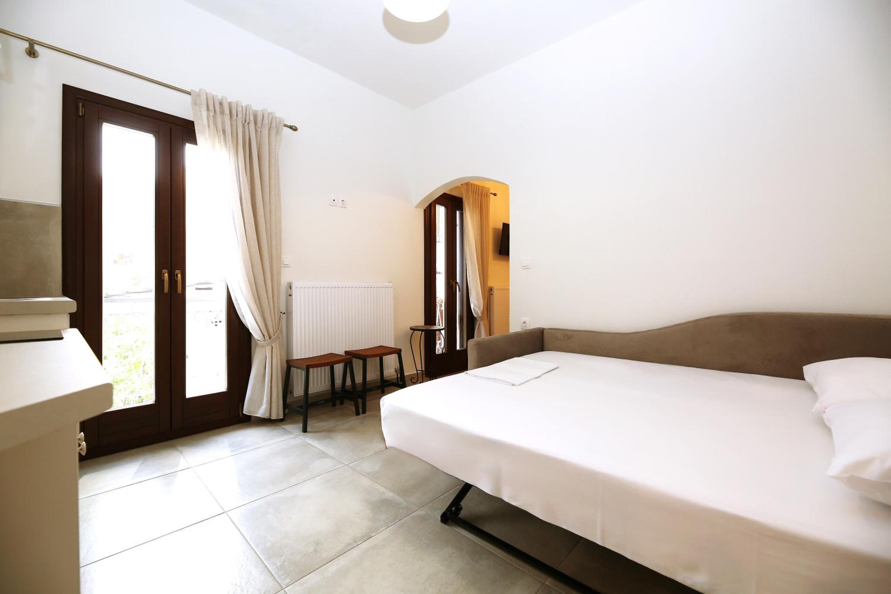 Marousos Central Guesthouse