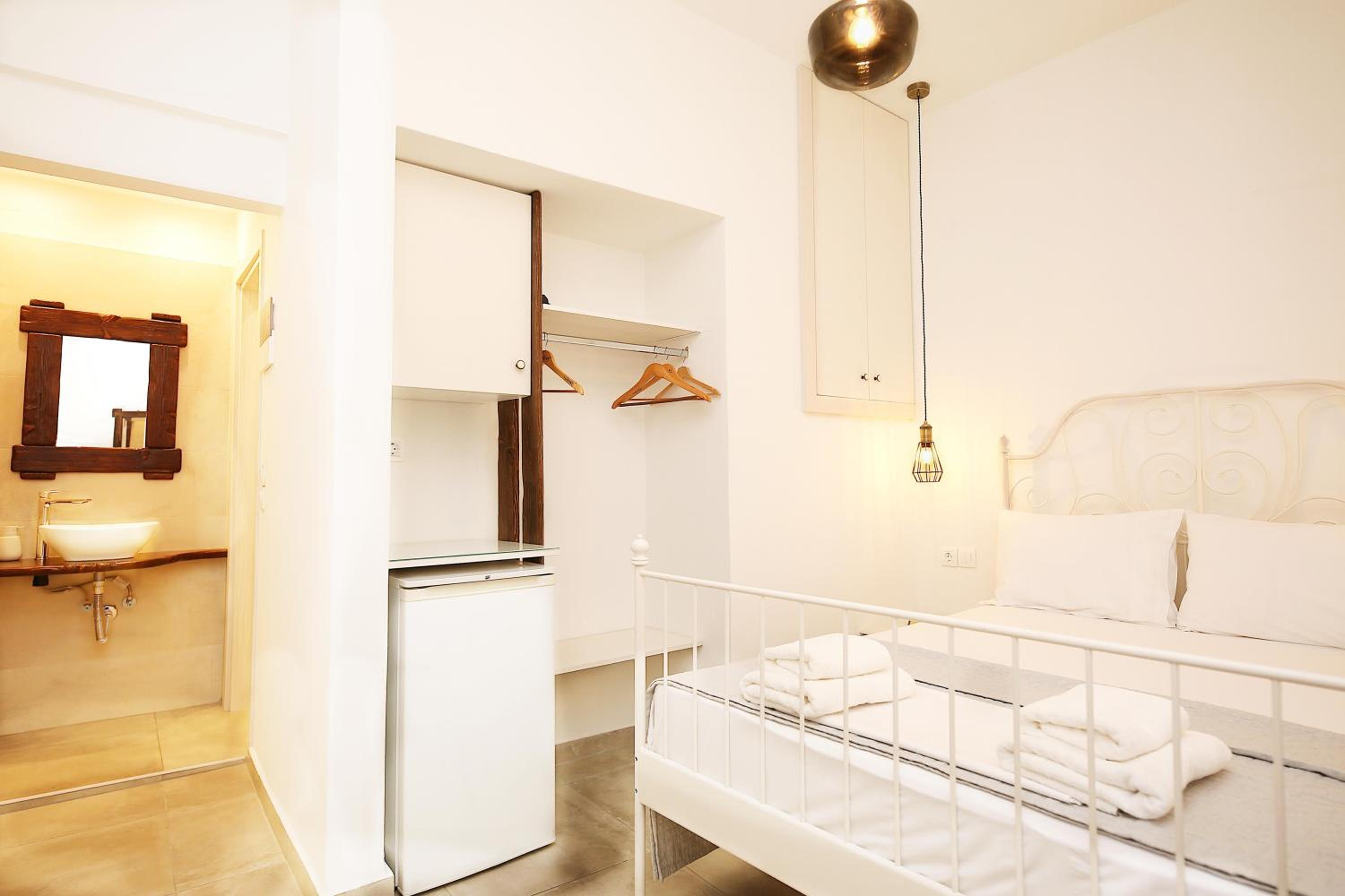 Marousos Central Guesthouse
