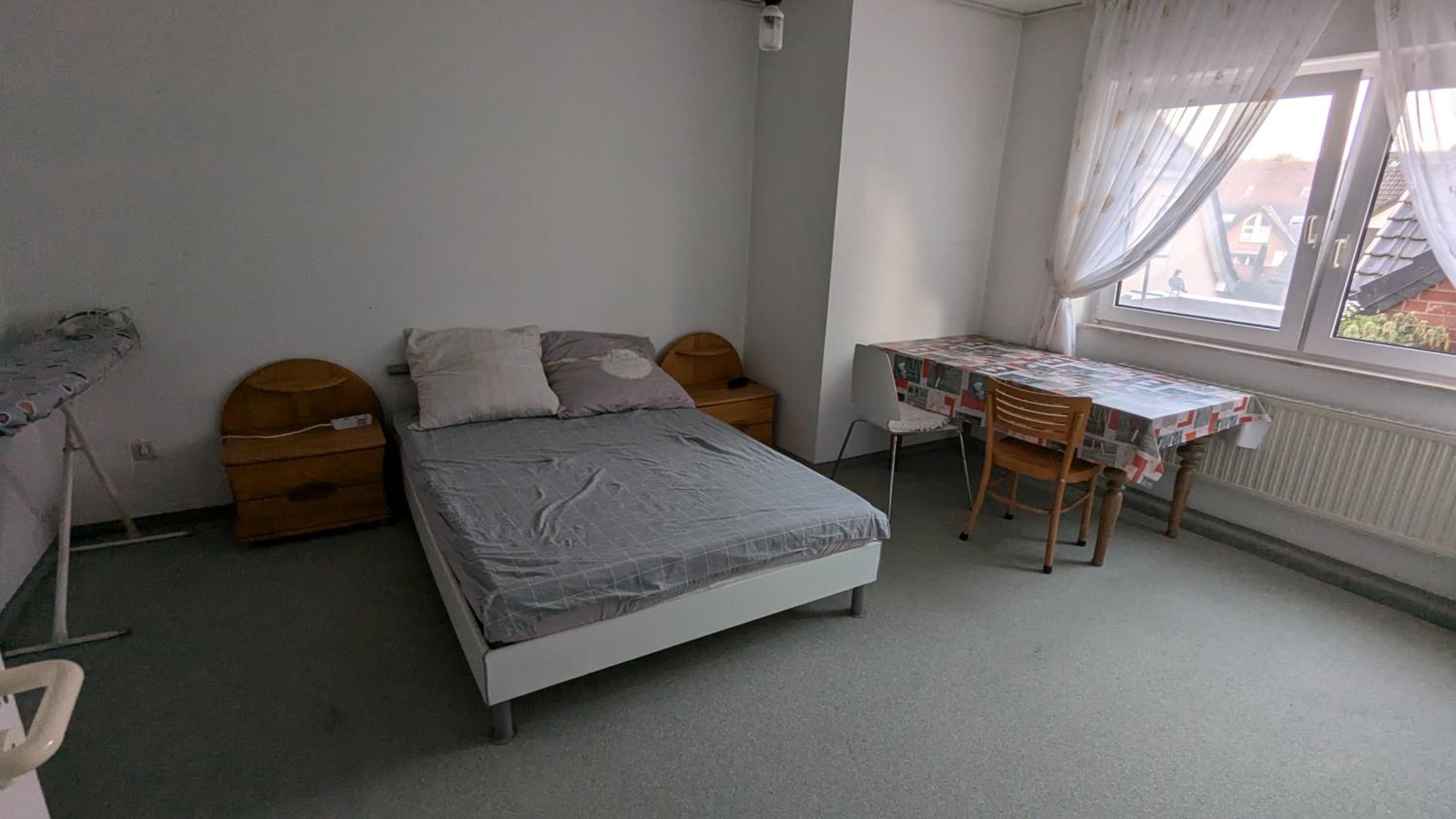 Ruhiges Zimmer im Dorf