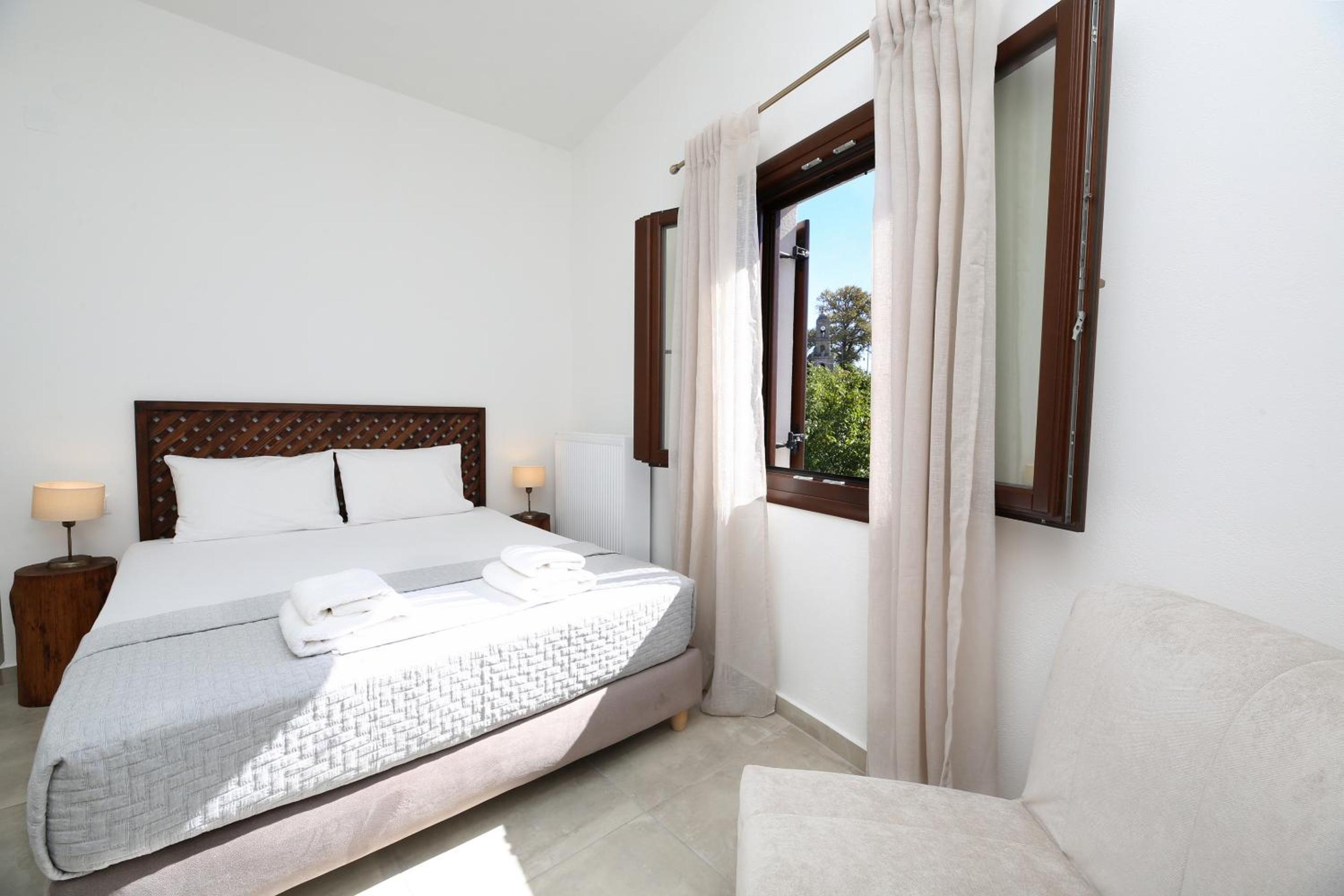 Marousos Central Guesthouse