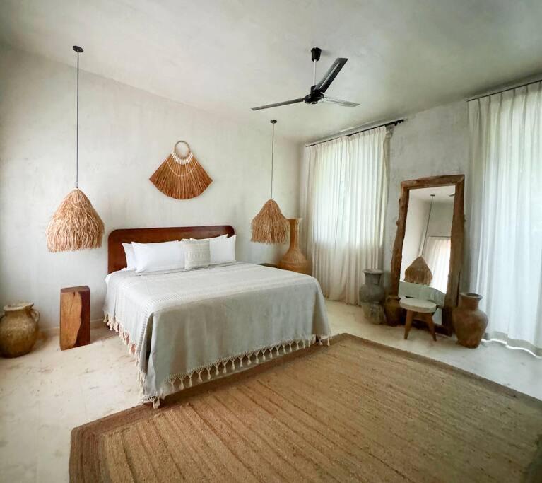 Spacious Villa Tunich Sleeps 20 plus view 3