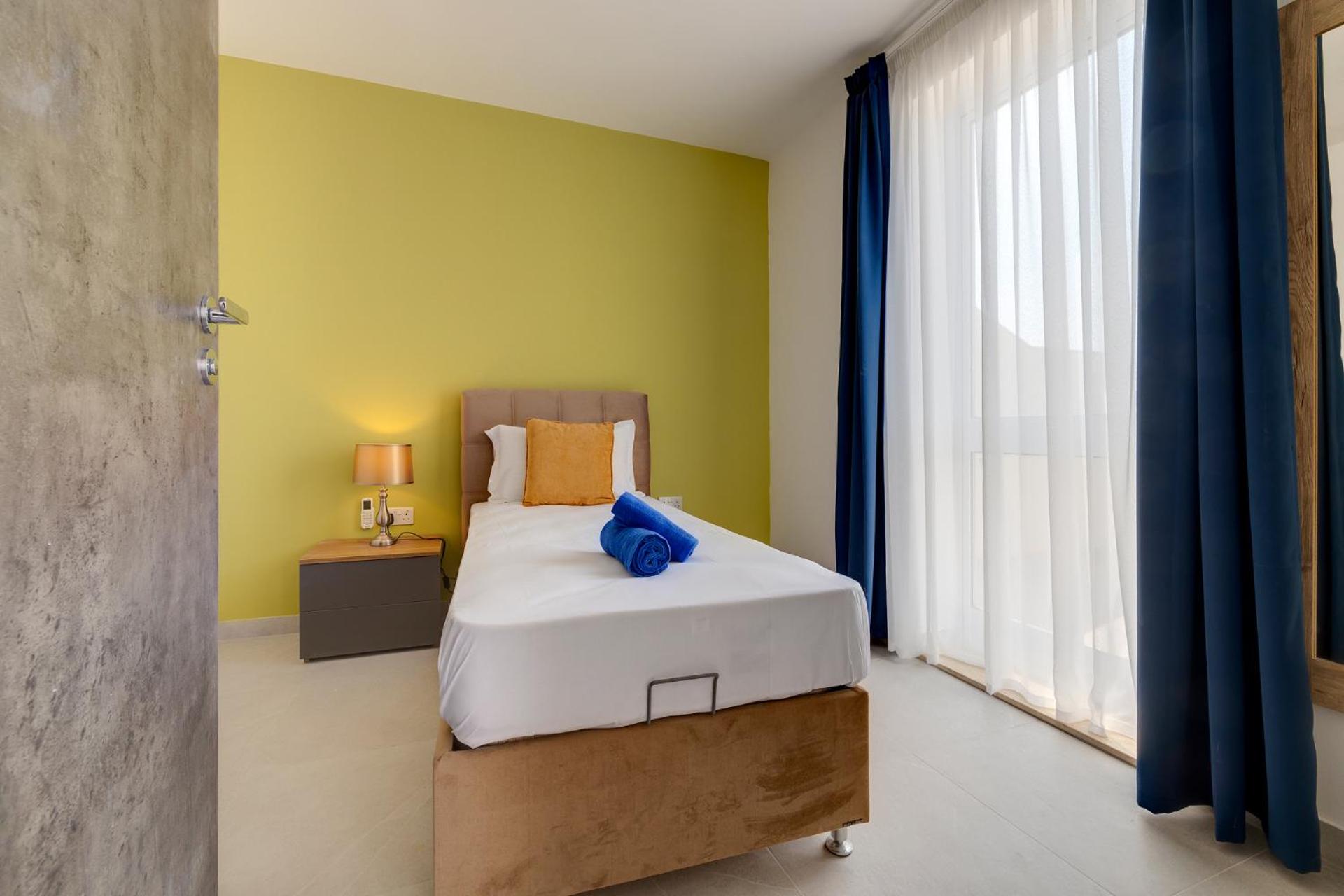 Photo 35