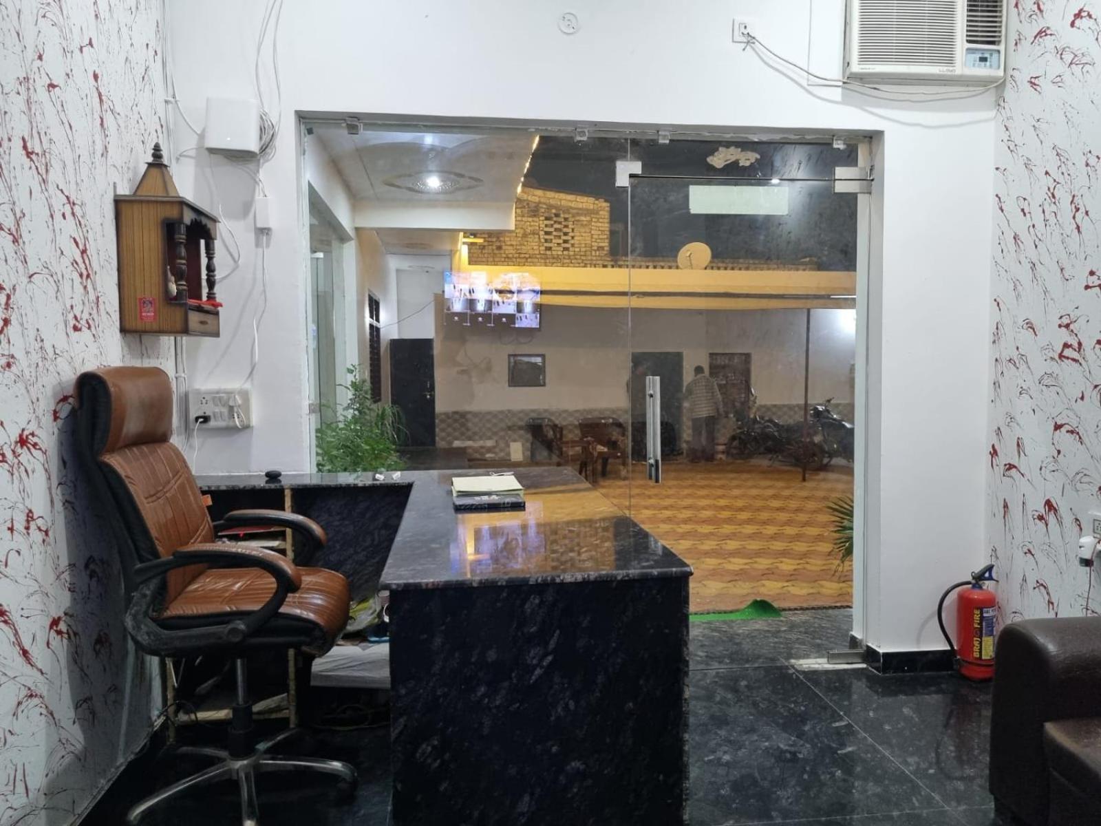 Hotel Sarovar Prosperity view 3