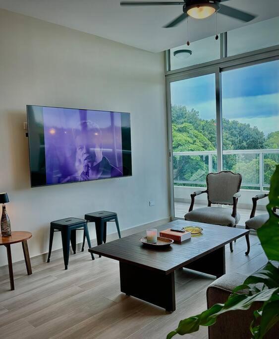 Stunning 1BR Apt with Golf Course Views view 2