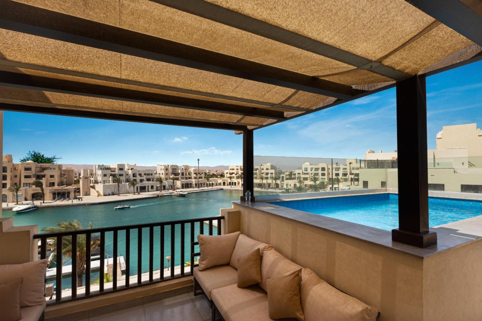 Fanadir Marina Front Penthouse with Pool