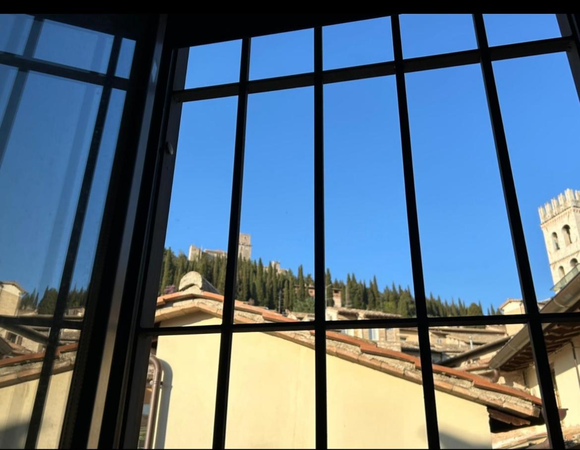 Modern Assisi-Centre Loft photo 3