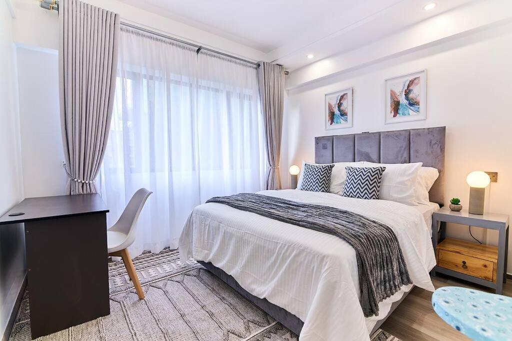 Luxury and Modern 2 Bdr photo 2