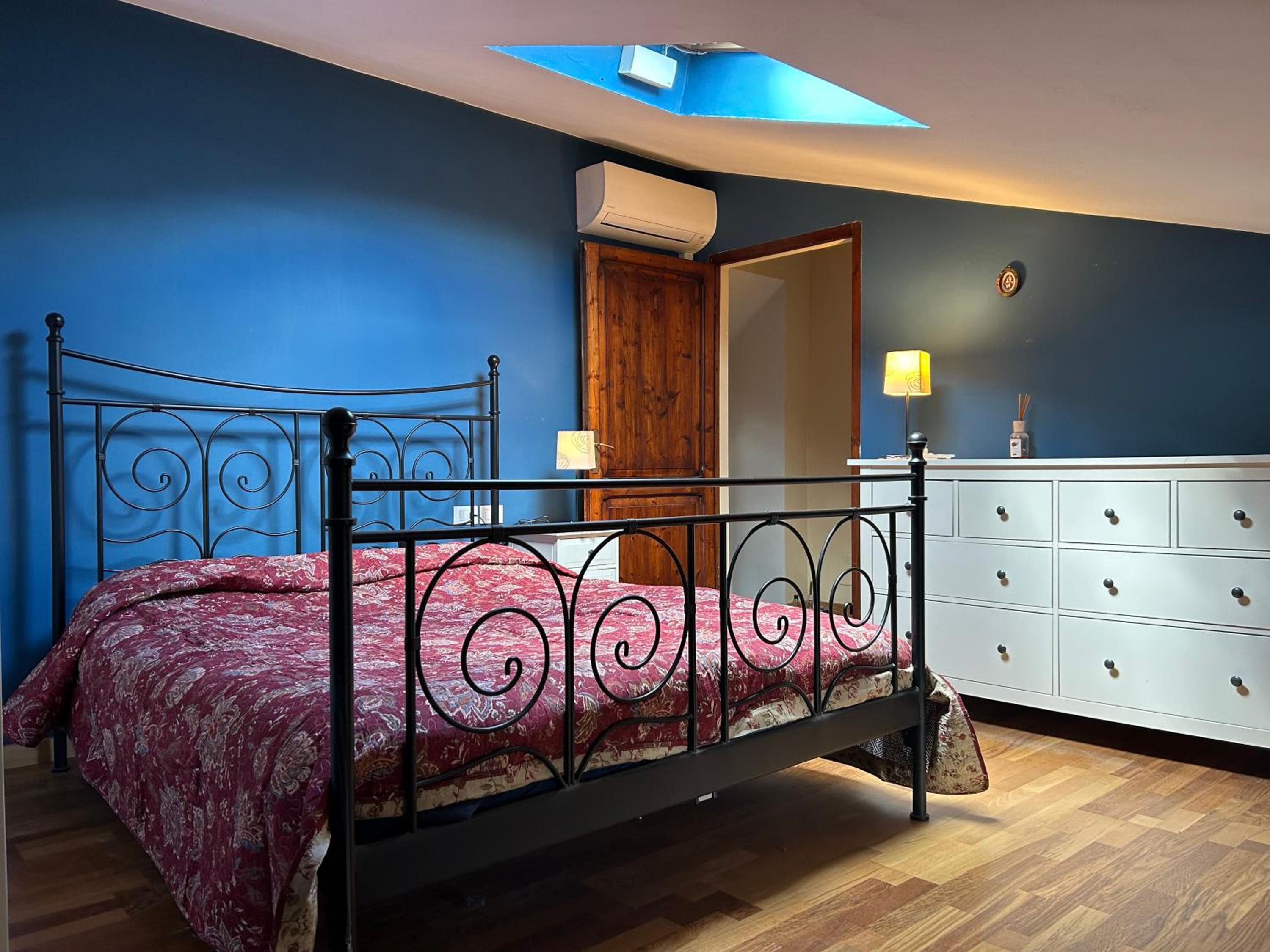 Modern Assisi-Centre Loft photo 5