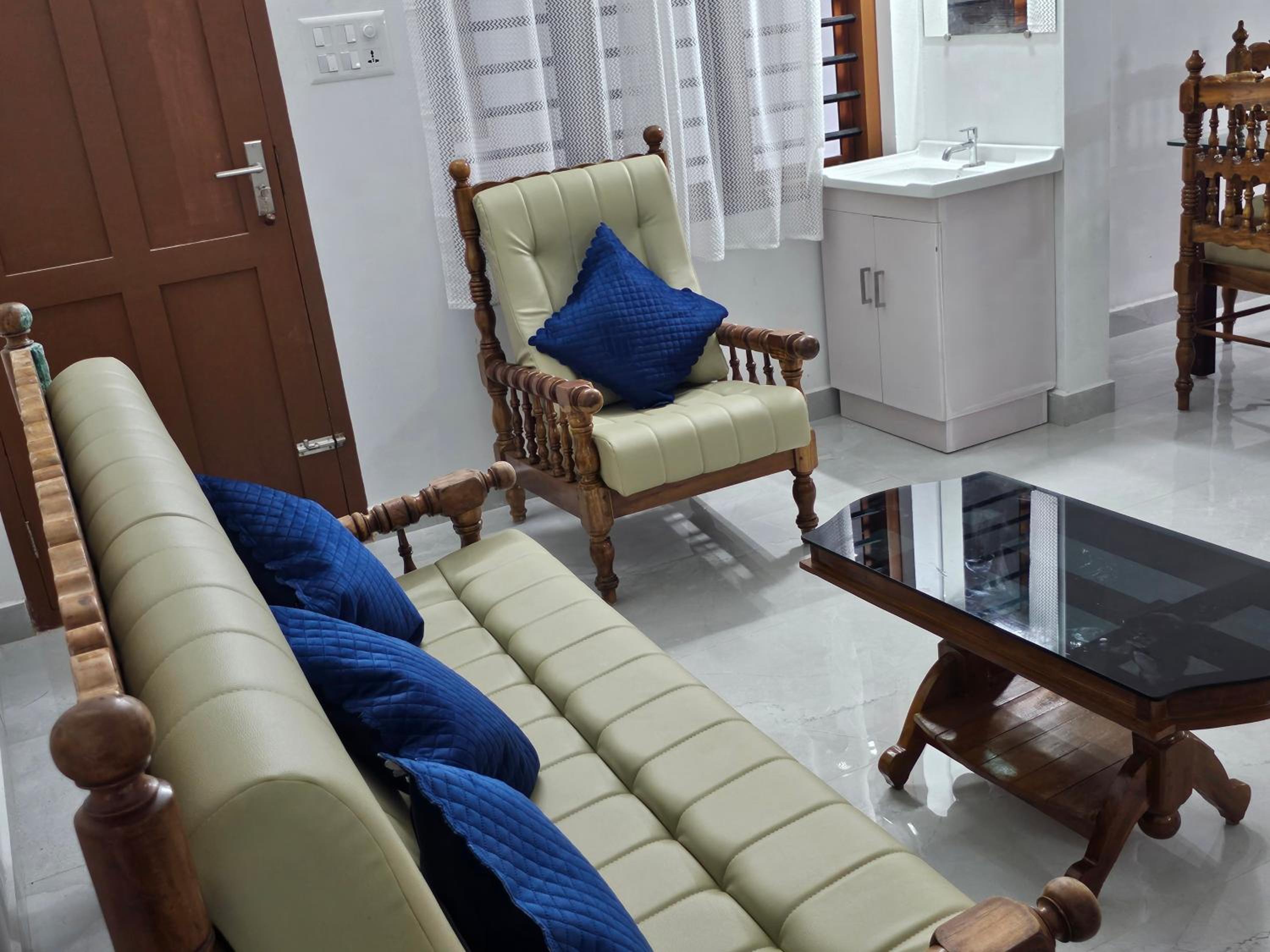 ZEAL HOMES APARTMENTS And RESORTS KOOTHATTUKULAM view 2