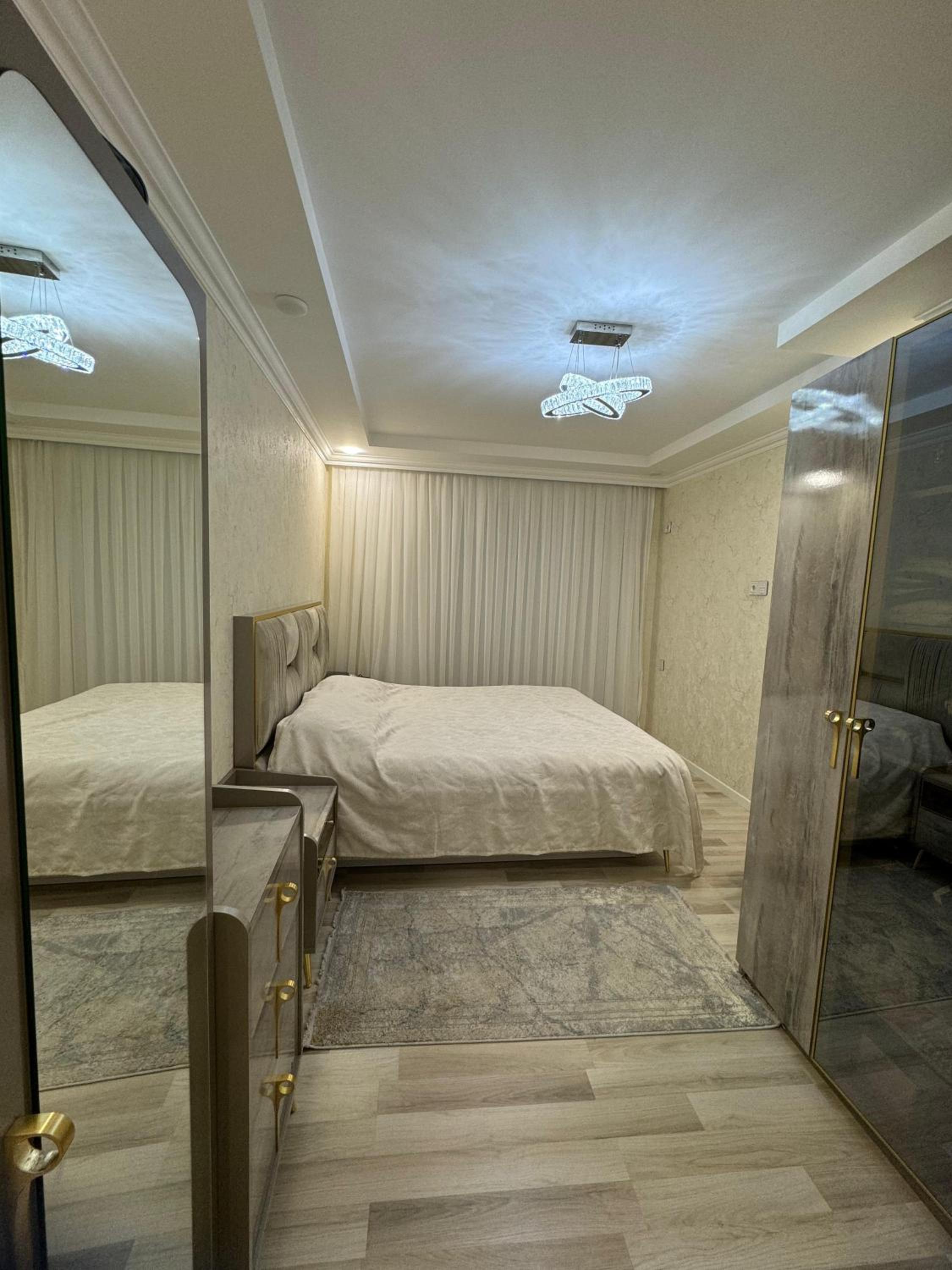 Modern Central Apartment