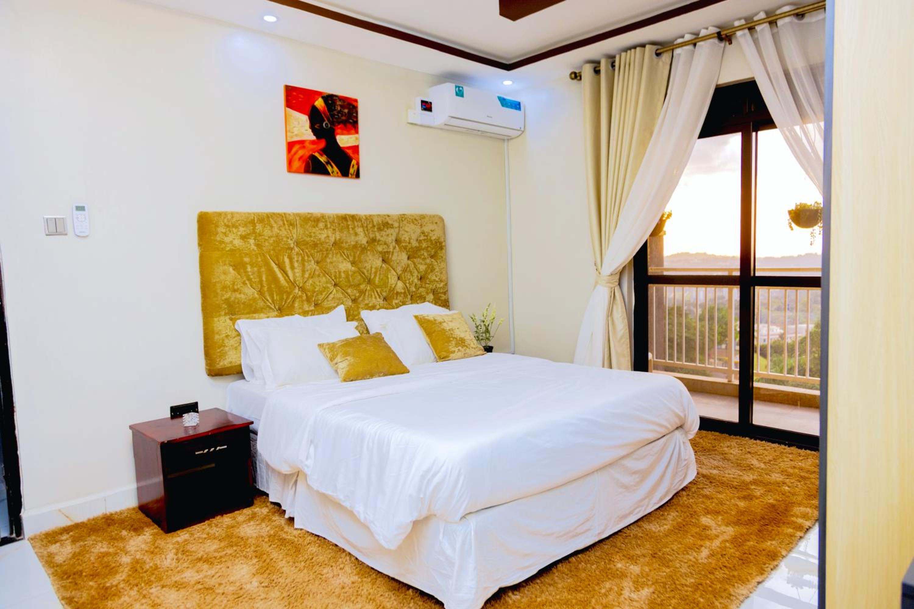 Kololo Million Dollar View Residence