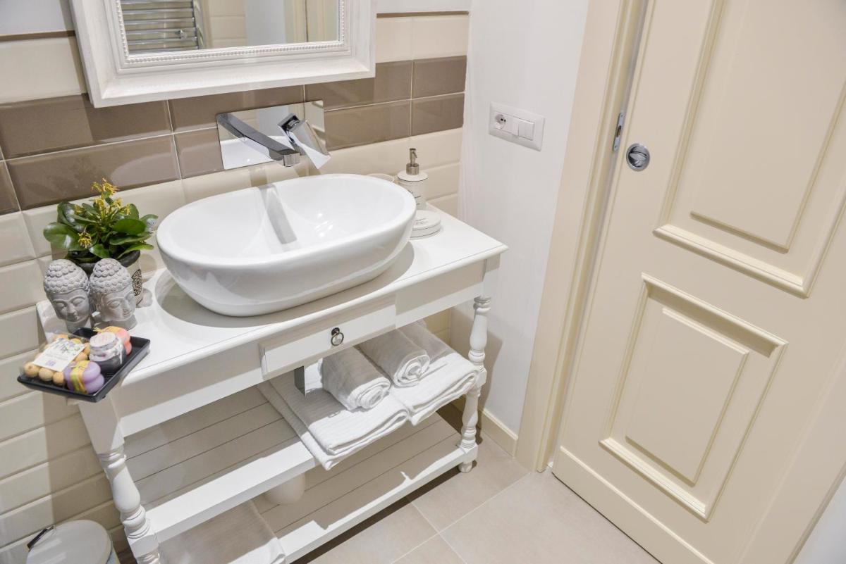 Adelina Guesthouse