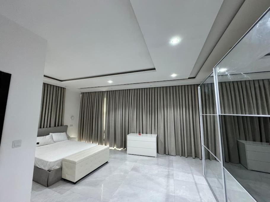 OceanView Ndayane by BlueHorizons - Villa pieds dans l'eau, piscine privée, vue océan
