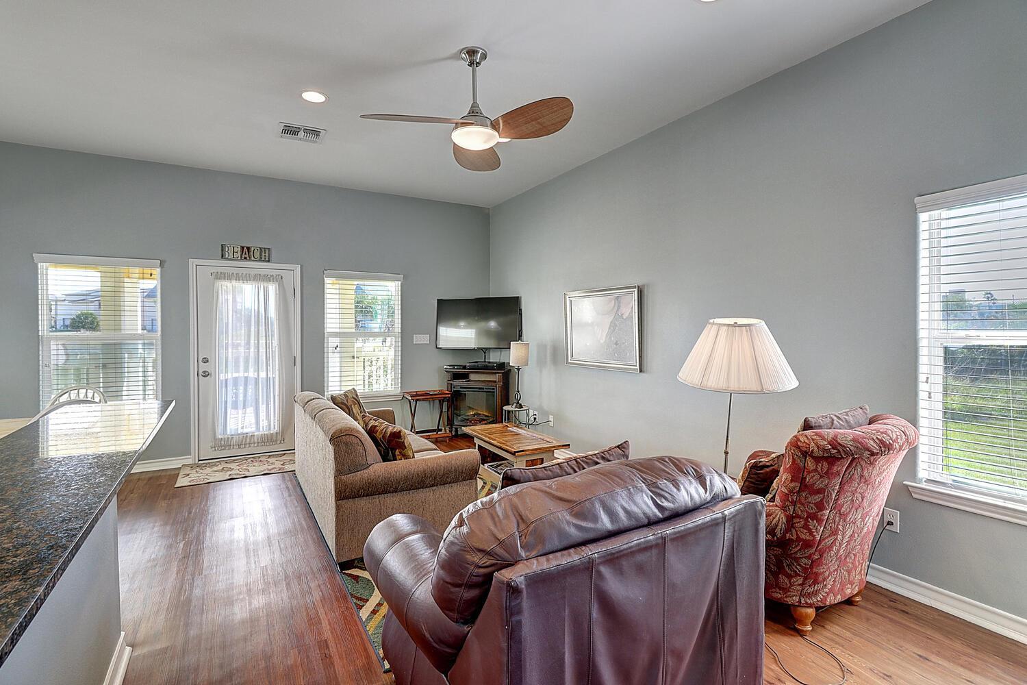Buttercup Cottage BV6