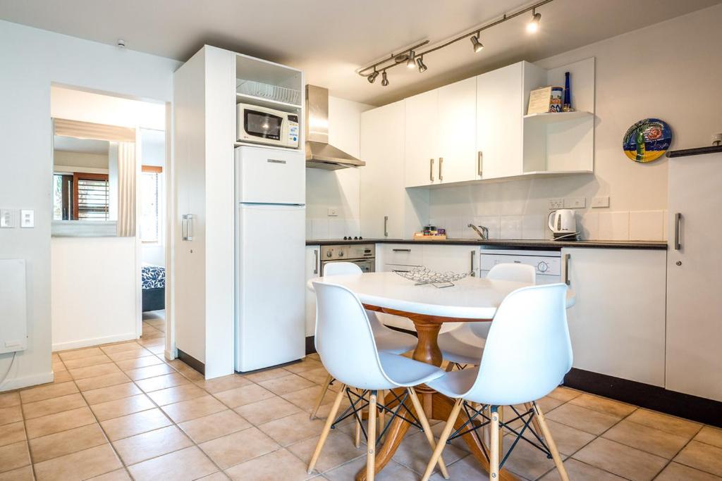 Onetangi Beach Apartments