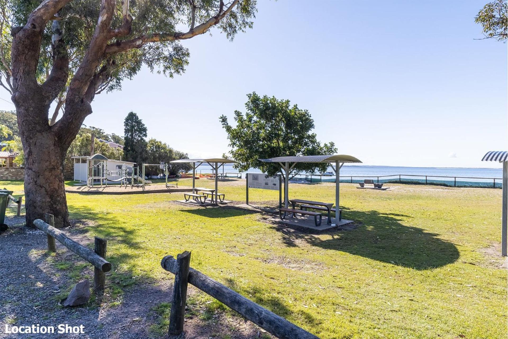 Wanda Up, 80 Randall Dr - spectacular views, aircon and Wi-Fi