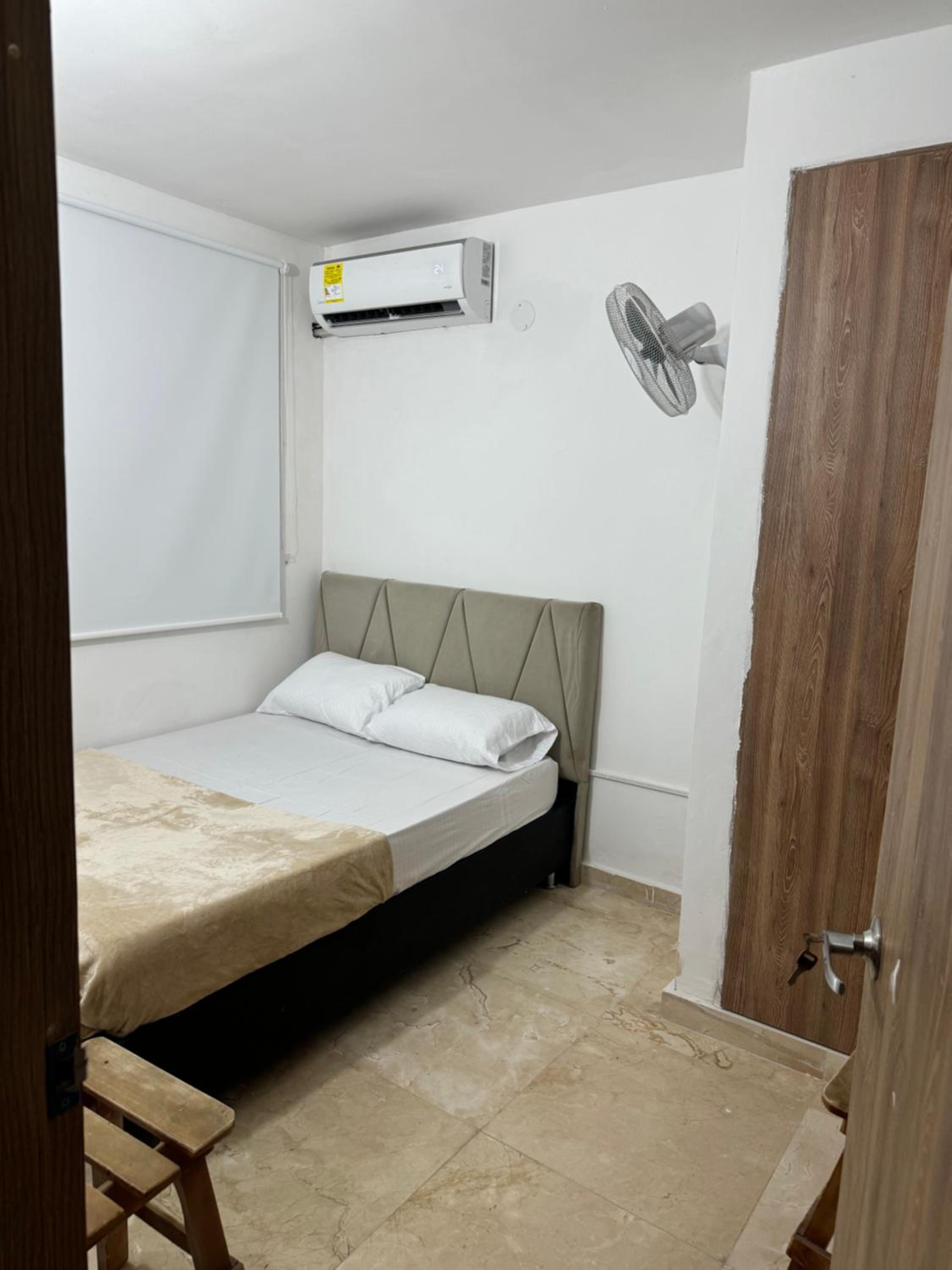 Casa en Rodadero cerca al mar con parqueadero privado