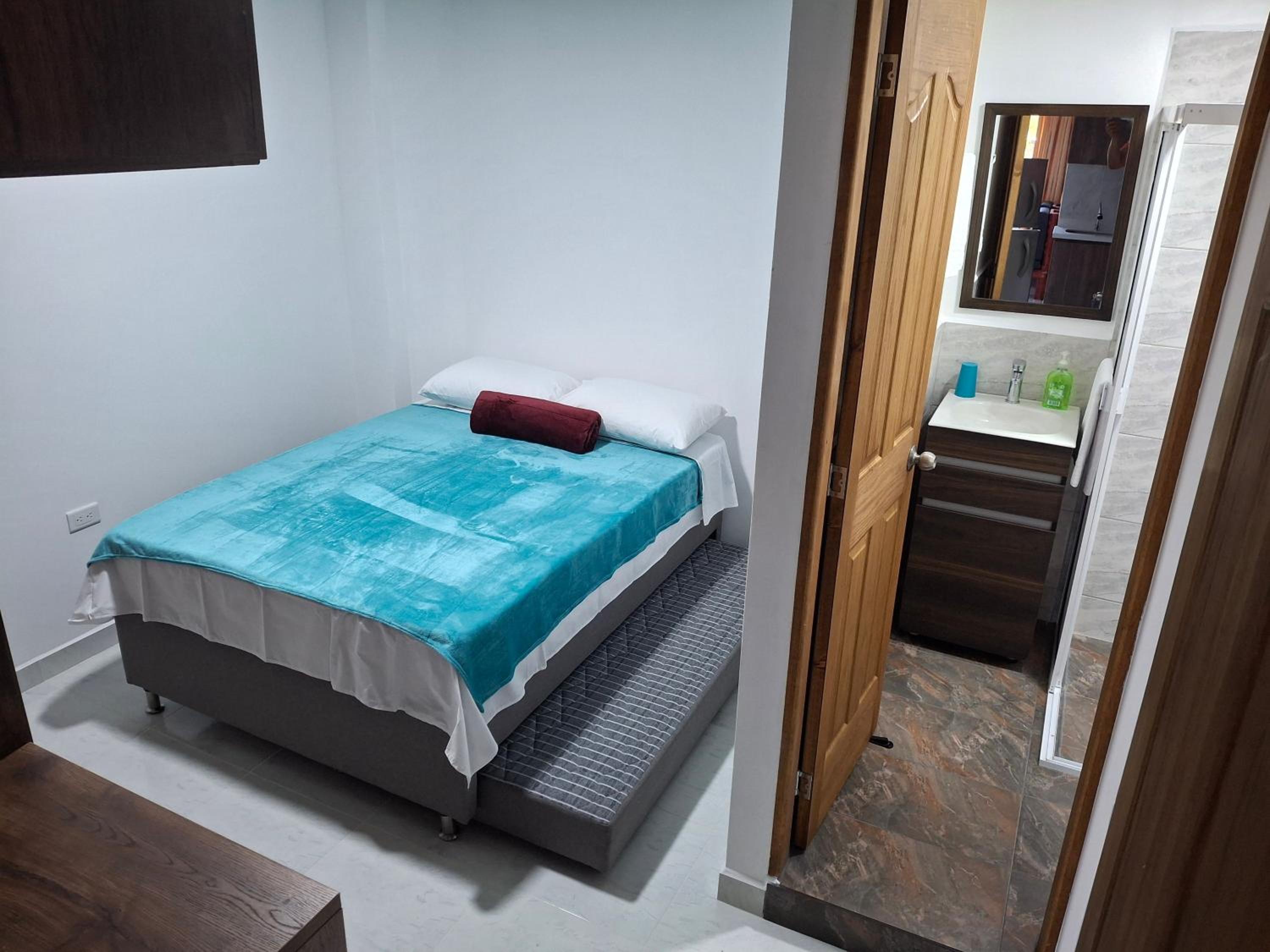 Acogedor Apartamento de 3 dormitorios con baños privados - Guatapé Antioquia