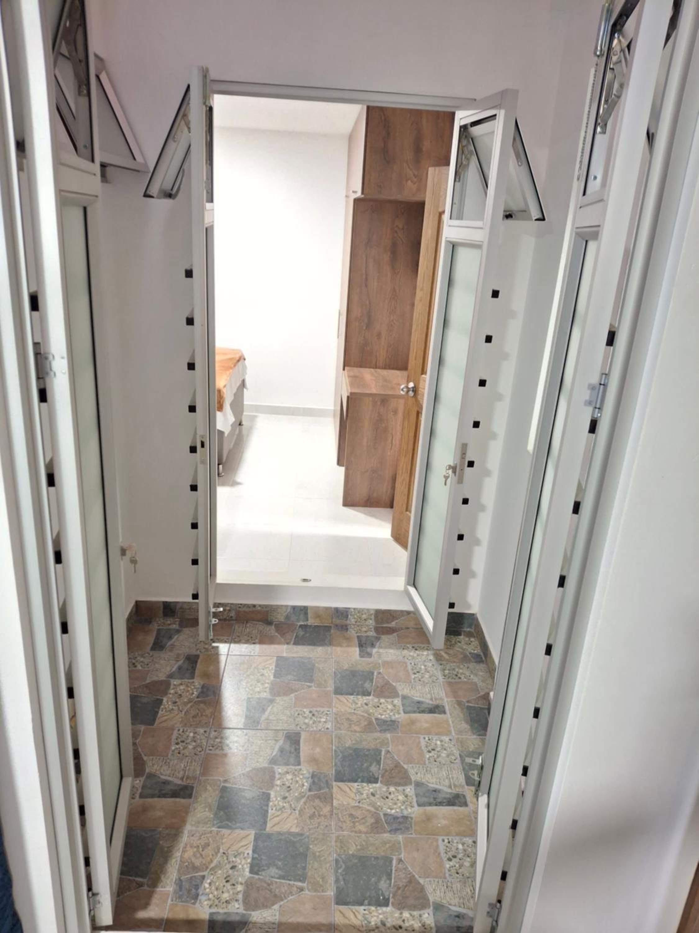Acogedor Apartamento de 3 dormitorios con baños privados - Guatapé Antioquia