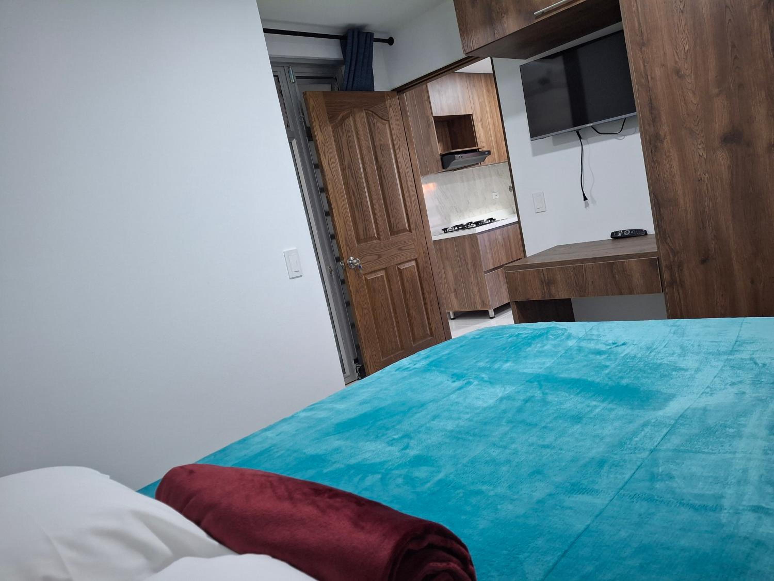 Acogedor Apartamento de 3 dormitorios con baños privados - Guatapé Antioquia
