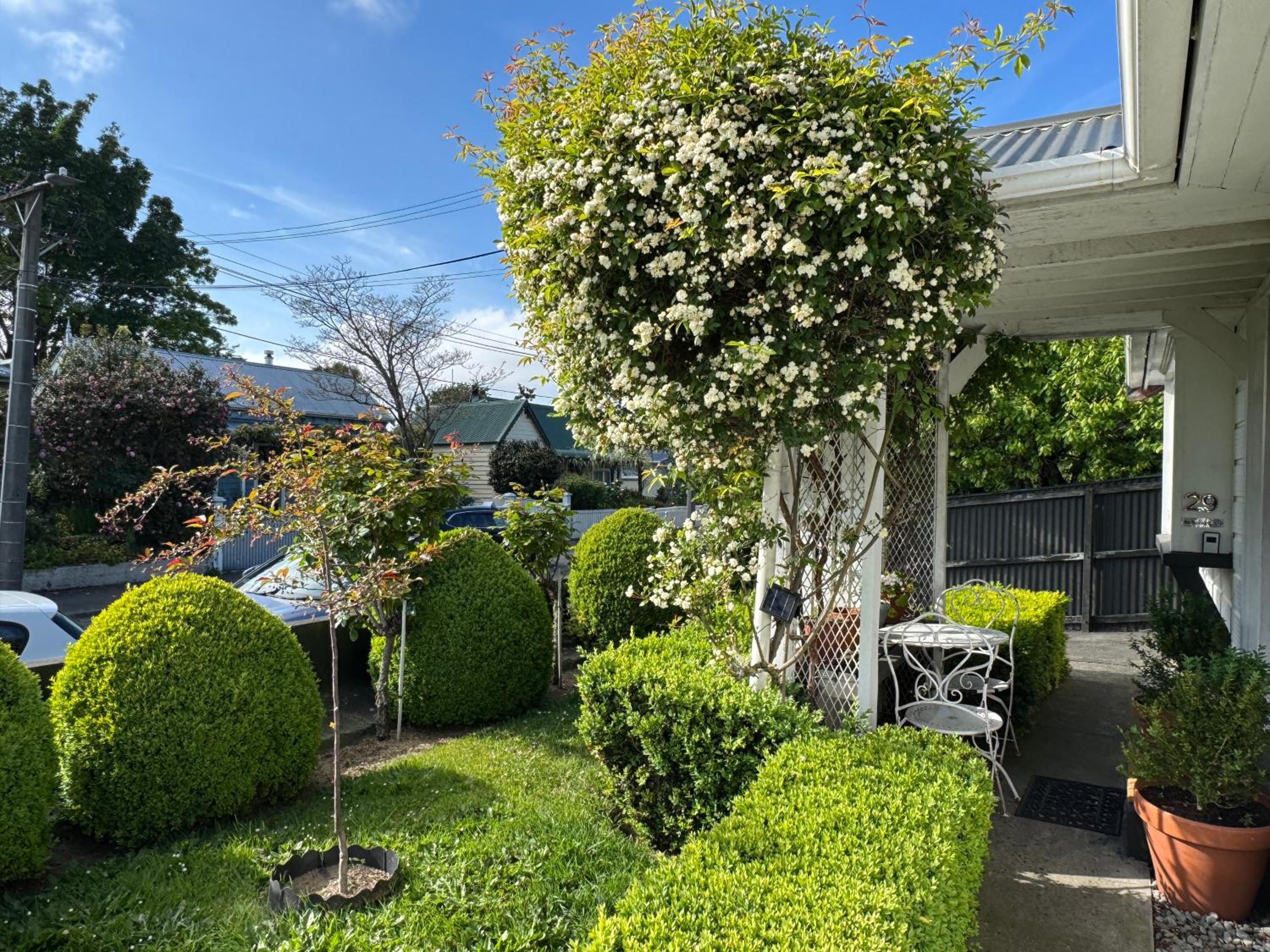 Cottage of Englefield, Central Christchurch view 2