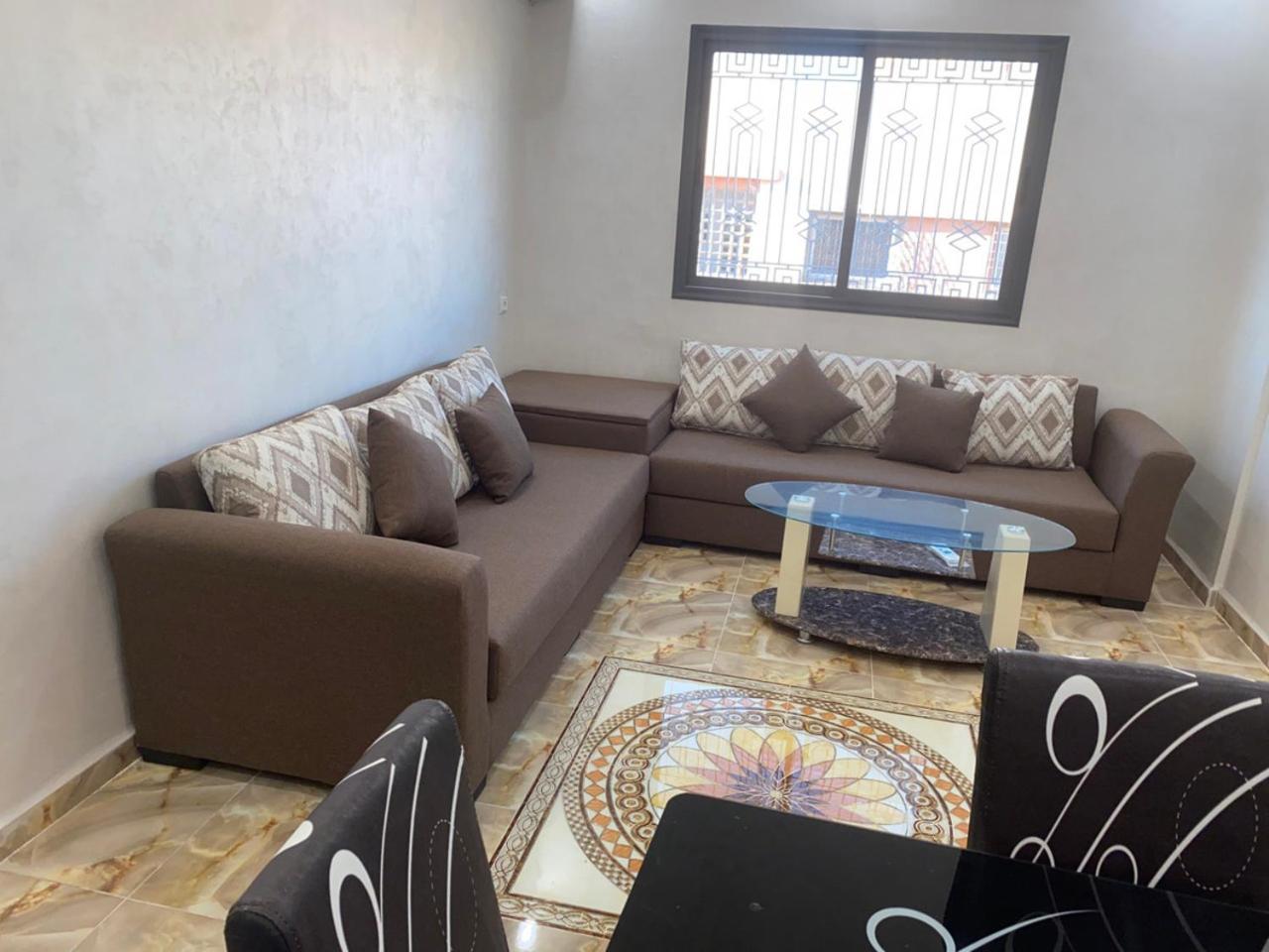 Chic Stay near Oasiria view 4
