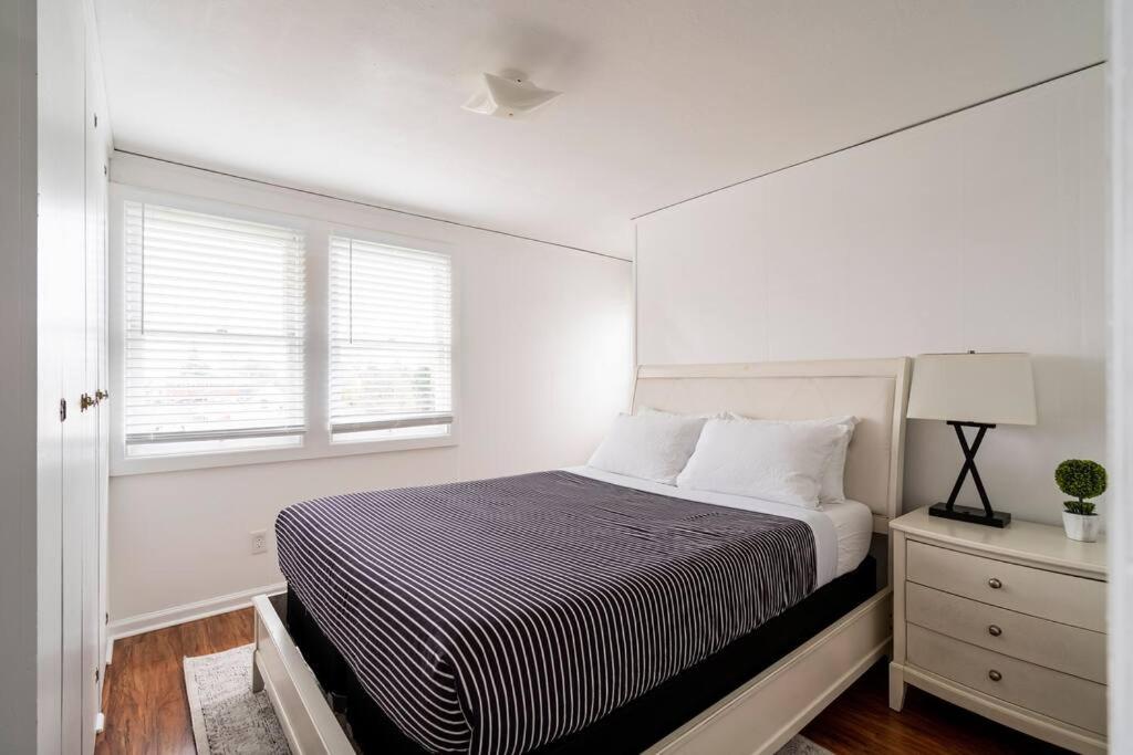 Stay Portland - Charming East Portland Base, Explore and Unwind view 3