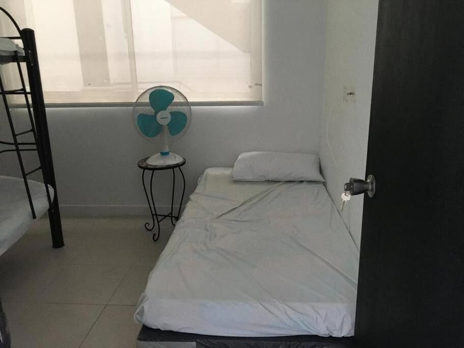Hermoso conjunto residencial con piscina