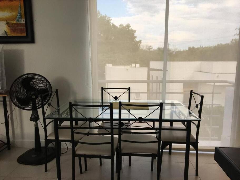 Hermoso conjunto residencial con piscina