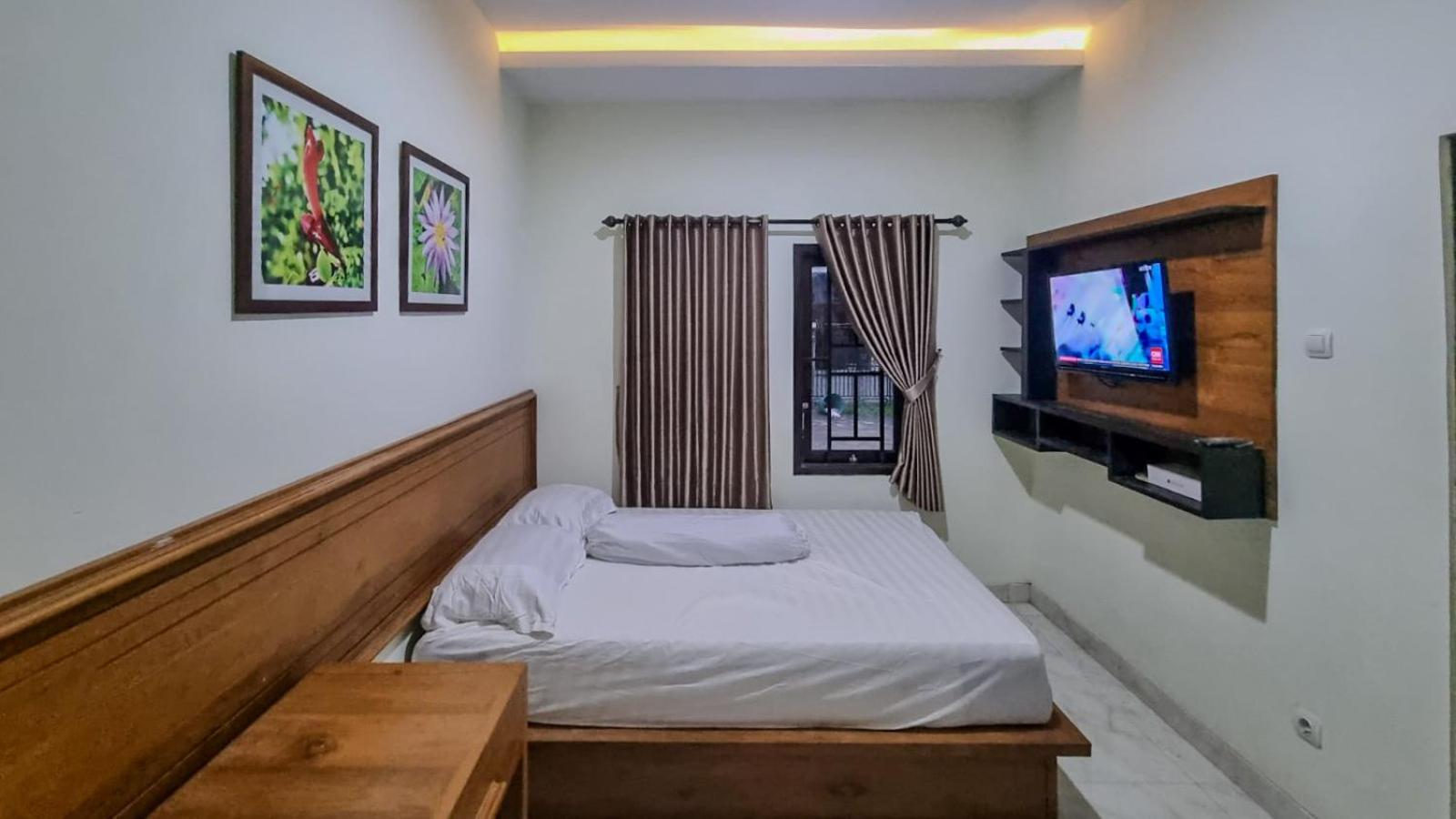 Balmoral House Ambarukmo