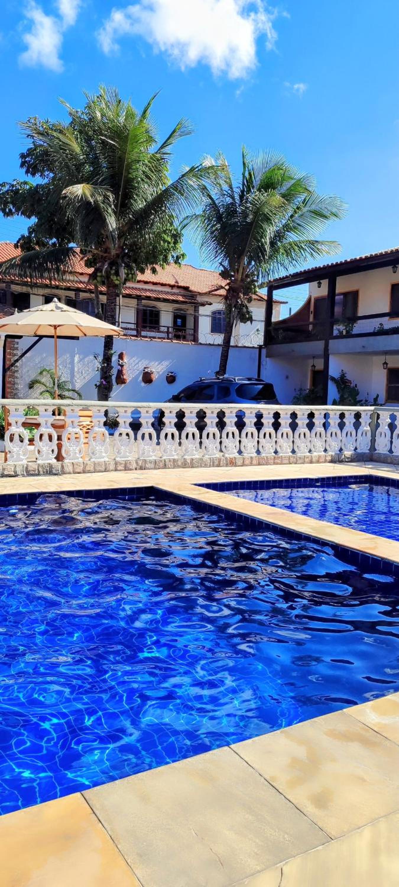 Refúgio Peró - Praia, piscina e churrasqueira