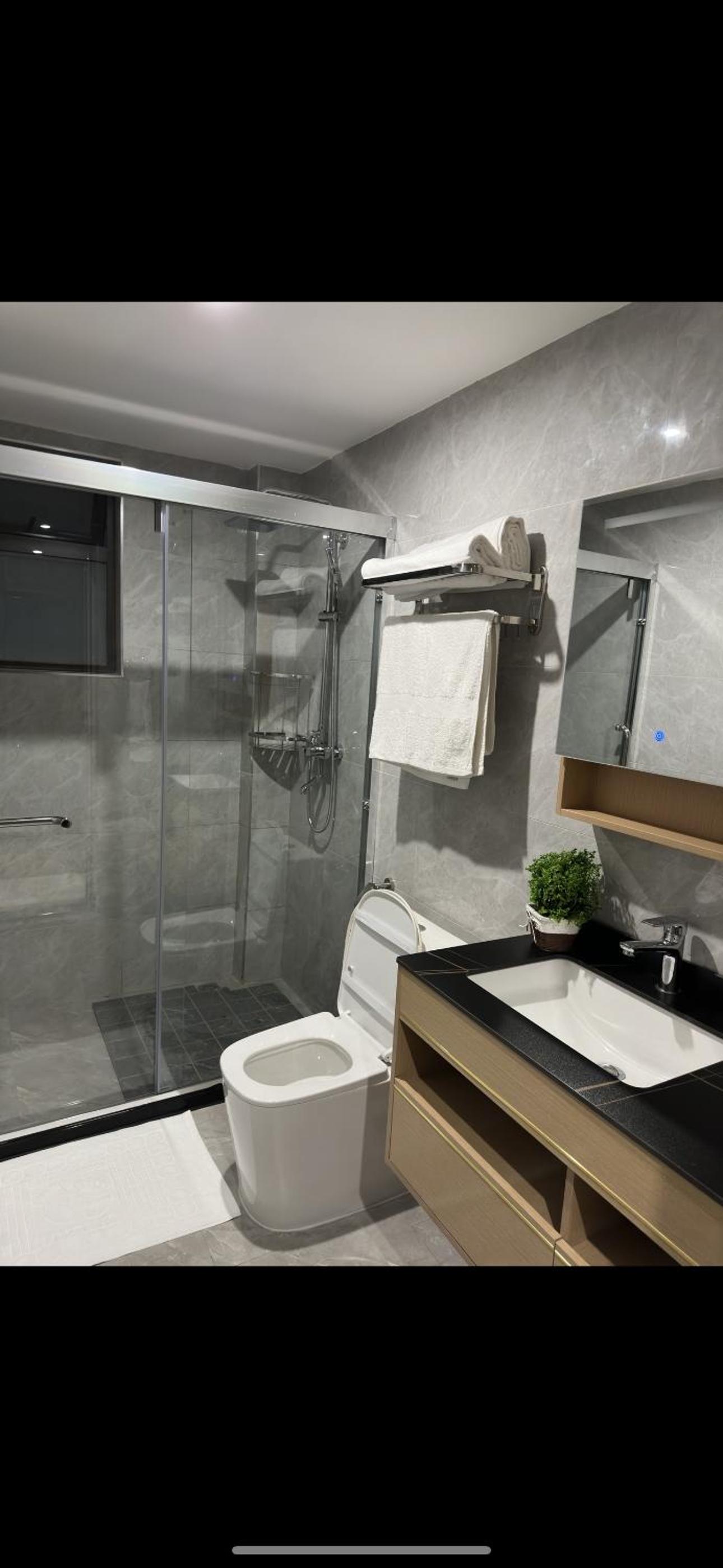 Hannah Luxury homes view 5