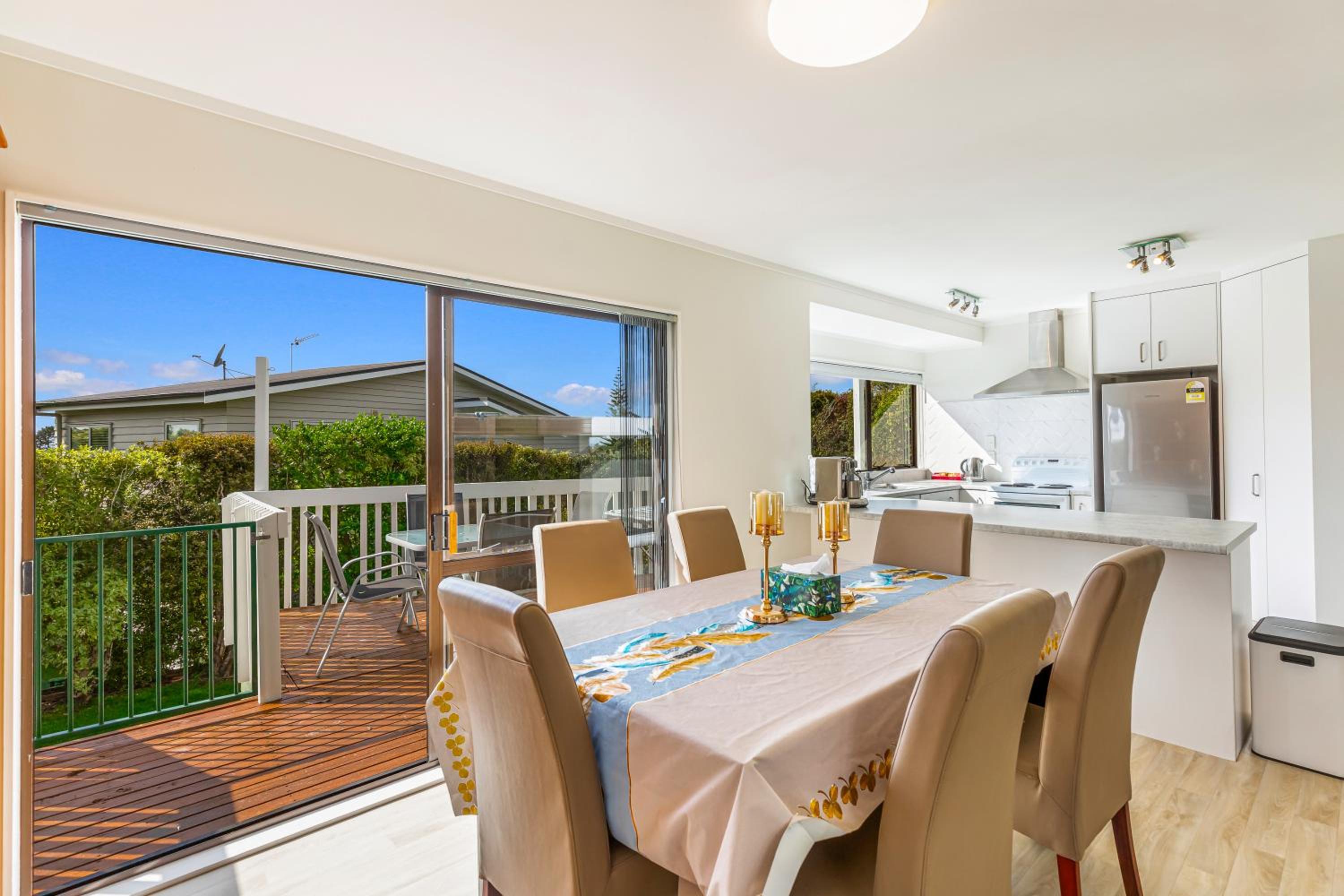 3BR Family Home with Patio in Massey view 4