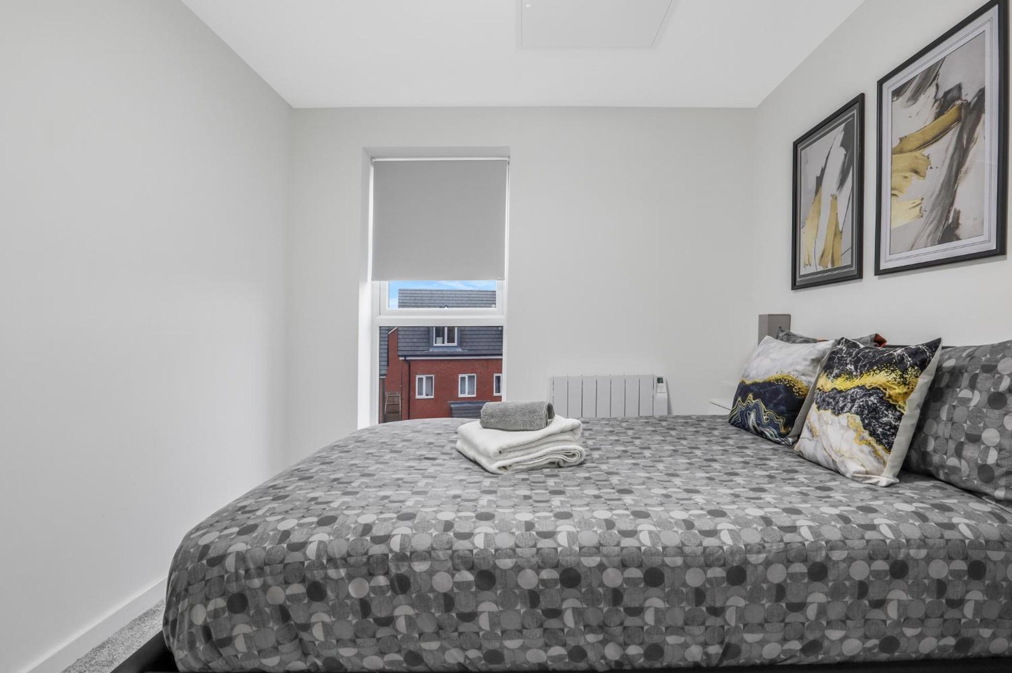 Beaver Stays- Coventry Serviced Apartment view 5