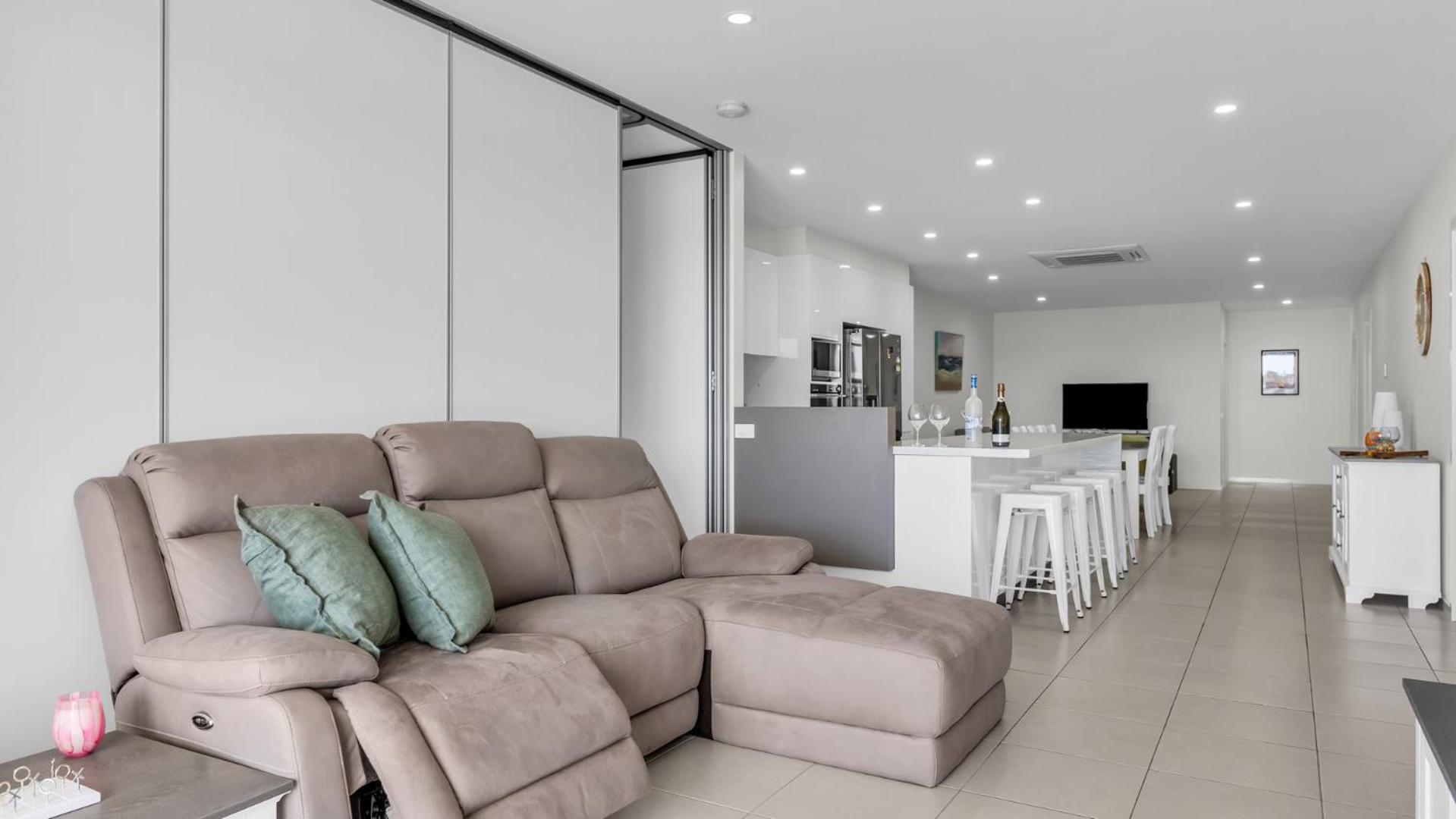 Waterfront On Market