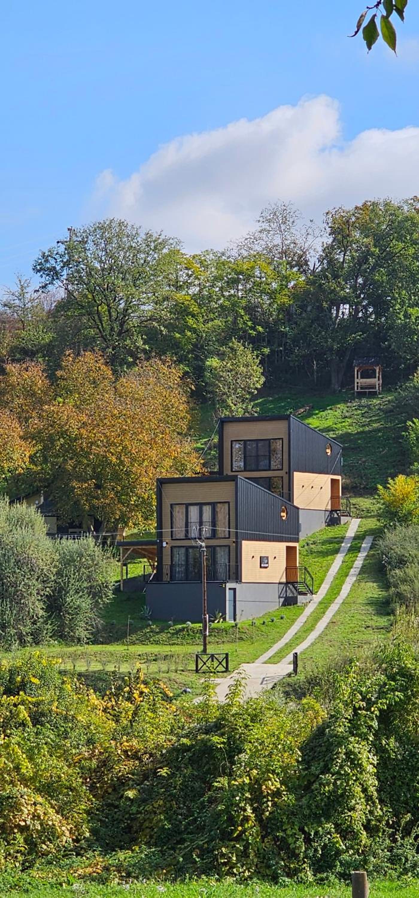 NEO resort Hill jezero Bruje view 2