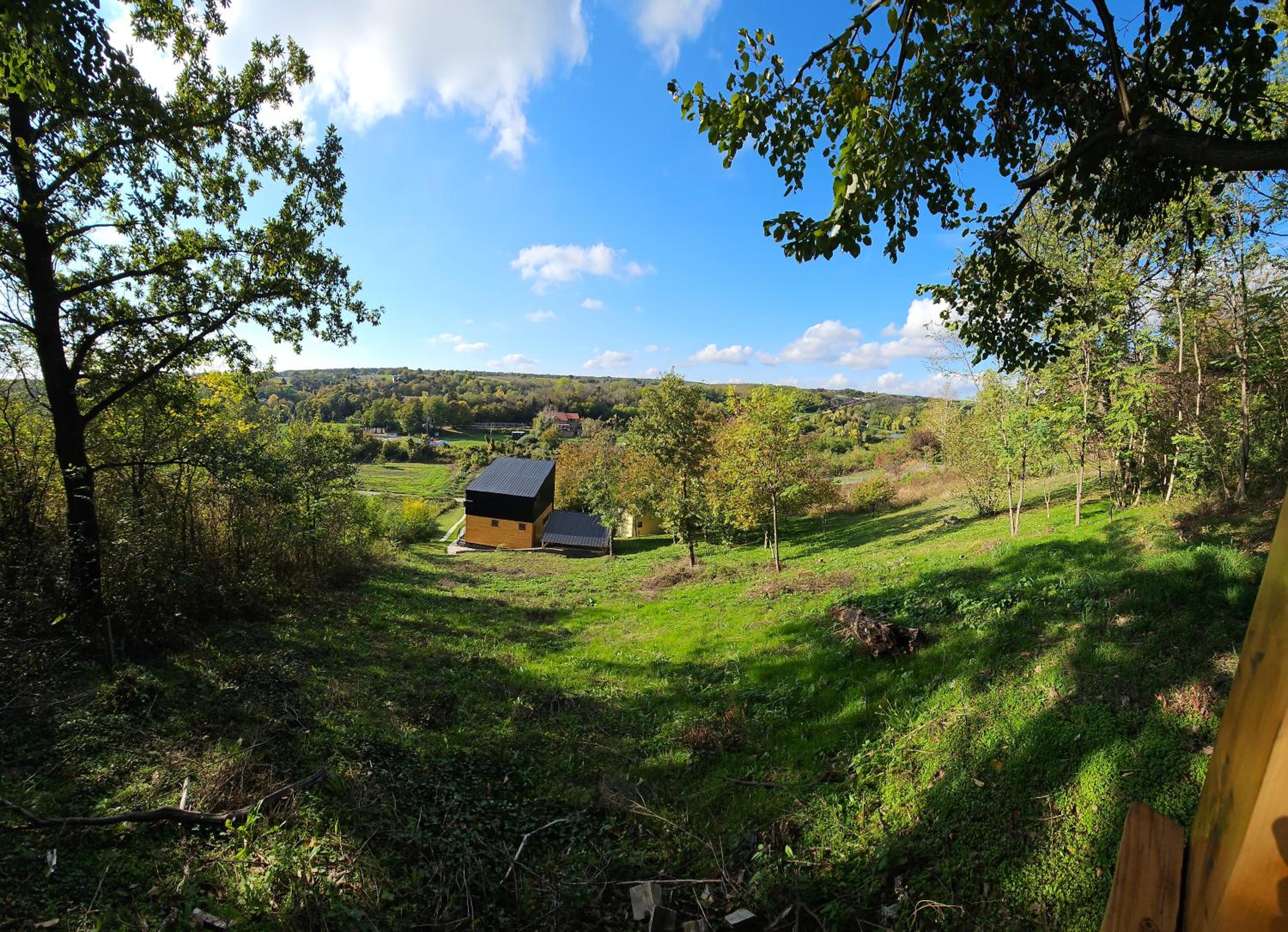 NEO resort Hill jezero Bruje view 5