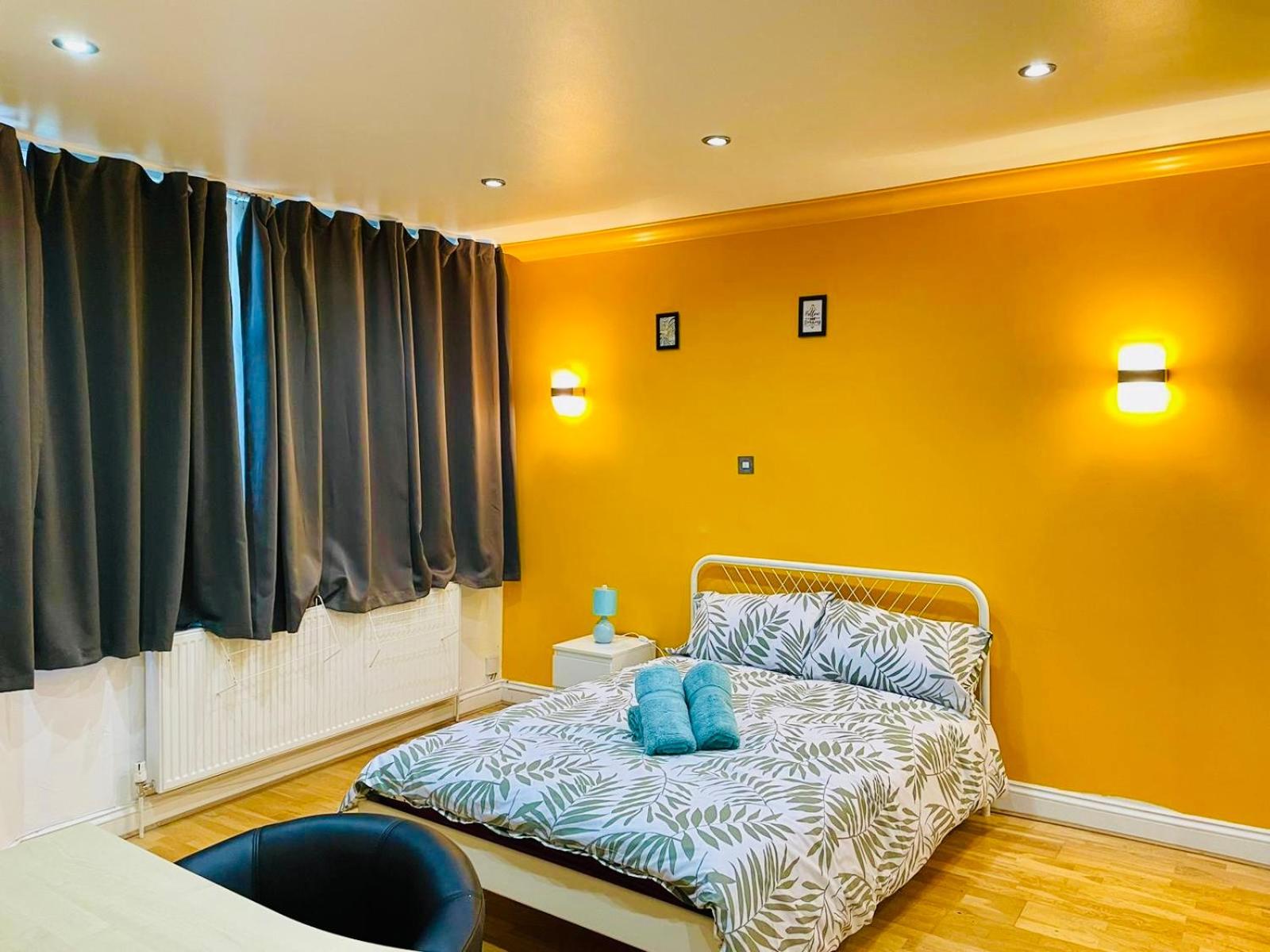 Entire Place,1 Bed room flat, ground floor, garden